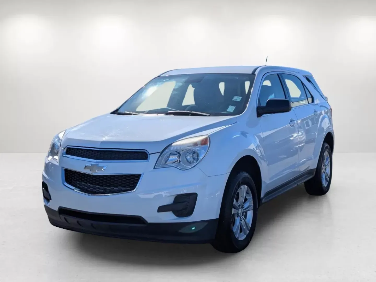 2014 /Jet Black Chevrolet Equinox LS (2GNALAEK0E6) with an Other engine, located at 3959 U.S. 80 W, Phenix City, AL, 36870, (334) 297-4885, 32.469296, -85.135185 - **Discover Your Next Adventure with the 2014 Chevrolet Equinox at Gils Auto!**<br /> <br /> Are you ready to elevate your driving experience? The 2014 Chevrolet Equinox LS, now available at Gils Auto in Phenix City, AL, is the perfect SUV for budget-conscious buyers looking for reliability and versa - Photo#1
