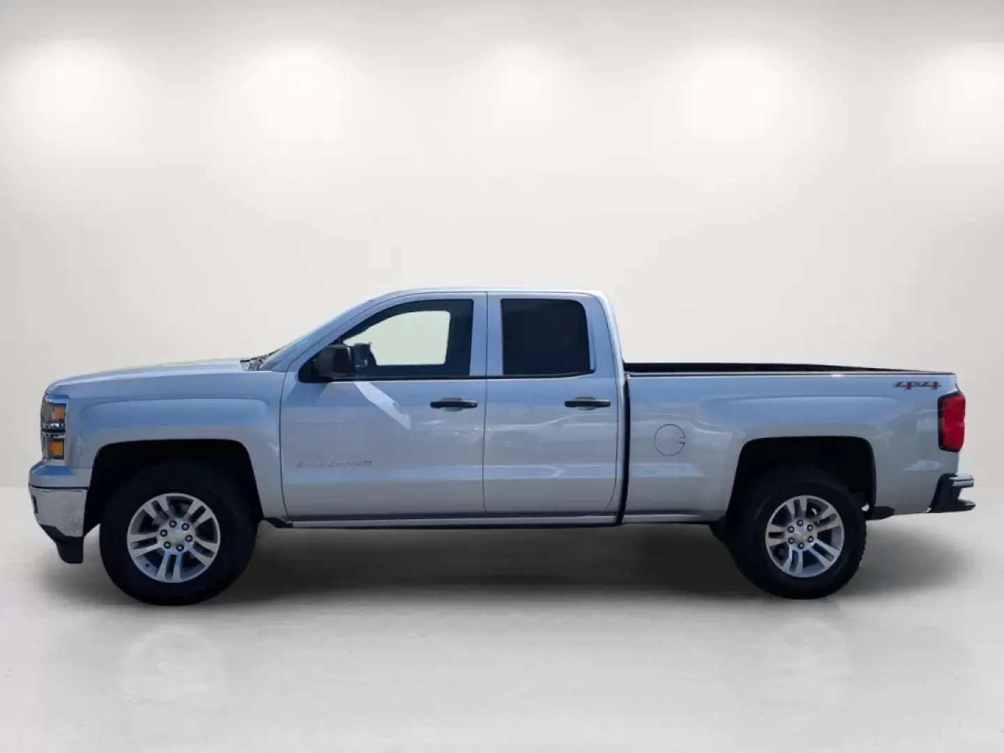 2014 /Jet Black Chevrolet Silverado 1500 LT (1GCVKREC2EZ) with an Other engine, located at 3959 U.S. 80 W, Phenix City, AL, 36870, (334) 297-4885, 32.469296, -85.135185 - **Conquer Your Adventures with the 2014 Chevrolet Silverado 1500 LT-Now Available at Gils Auto in Phenix City!**<br /> <br /> Are you ready to elevate your lifestyle with a dependable pickup that's perfect for both weekend adventures and daily commutes? Look no further than the robust 2014 Chevrolet - Photo#7