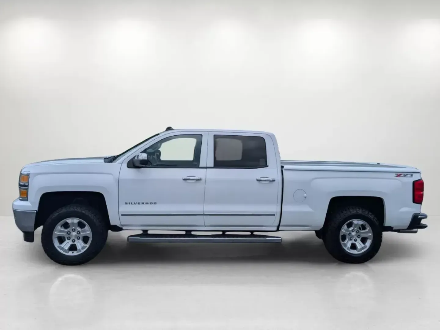 2014 /Jet Black/Dark Ash Chevrolet Silverado 1500 LTZ (3GCUKSEC1EG) with an Gas/Ethanol V8 5.3L/325 engine, 6-Speed Automatic transmission, located at 3959 U.S. 80 W, Phenix City, AL, 36870, (334) 297-4885, 32.469296, -85.135185 - **Unleash Your Adventurous Spirit with the 2014 Chevrolet Silverado 1500 LTZ Crew Cab!**<br /> <br /> Are you ready to elevate your daily commute or embark on weekend adventures? Look no further than the 2014 Chevrolet Silverado 1500 LTZ Crew Cab, available now at Gils Auto in Phenix City, AL. This - Photo#8