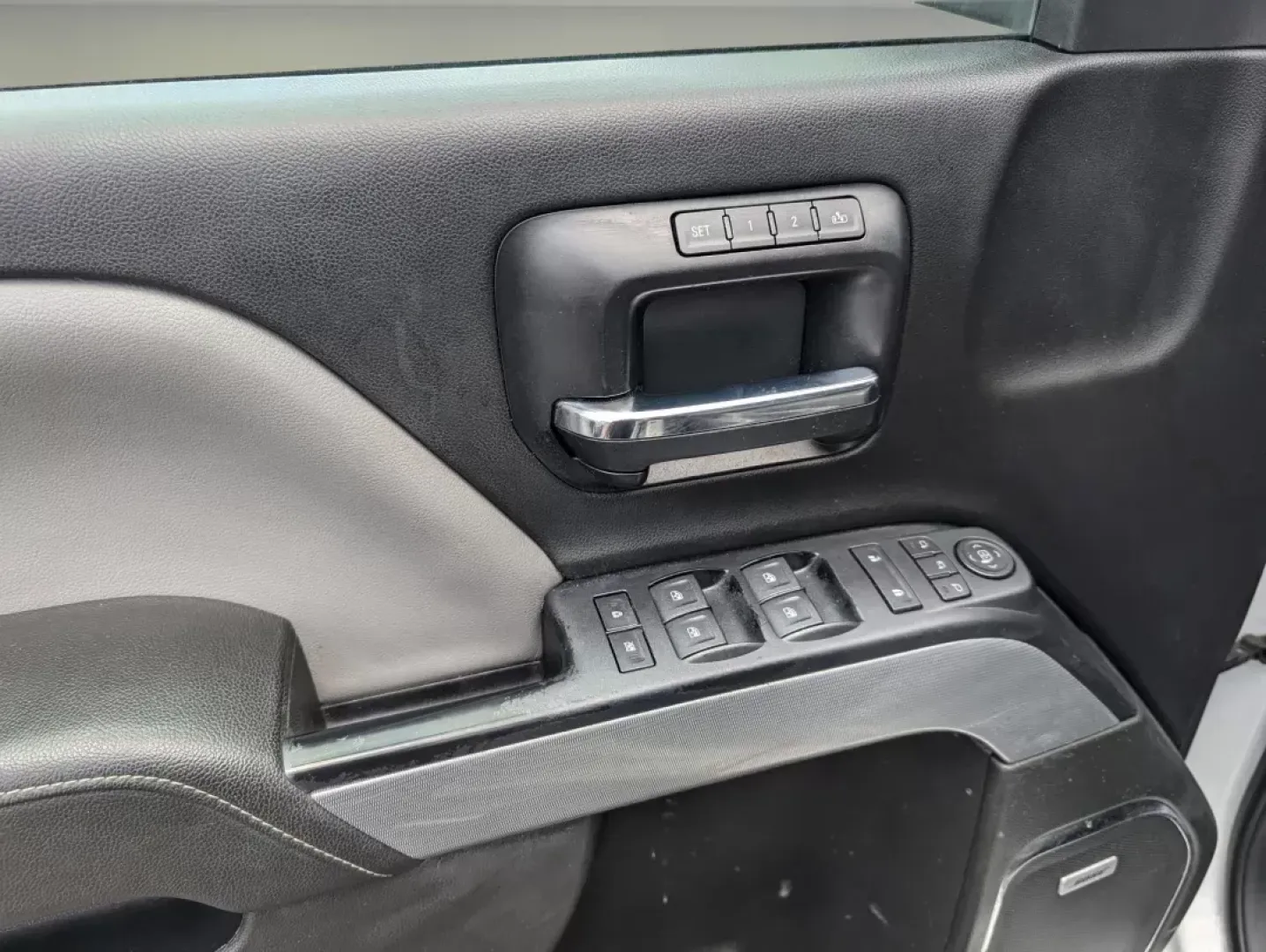 2014 /Jet Black/Dark Ash Chevrolet Silverado 1500 LTZ (3GCUKSEC1EG) with an Gas/Ethanol V8 5.3L/325 engine, 6-Speed Automatic transmission, located at 3959 U.S. 80 W, Phenix City, AL, 36870, (334) 297-4885, 32.469296, -85.135185 - **Unleash Your Adventurous Spirit with the 2014 Chevrolet Silverado 1500 LTZ Crew Cab!**<br /> <br /> Are you ready to elevate your daily commute or embark on weekend adventures? Look no further than the 2014 Chevrolet Silverado 1500 LTZ Crew Cab, available now at Gils Auto in Phenix City, AL. This - Photo#9