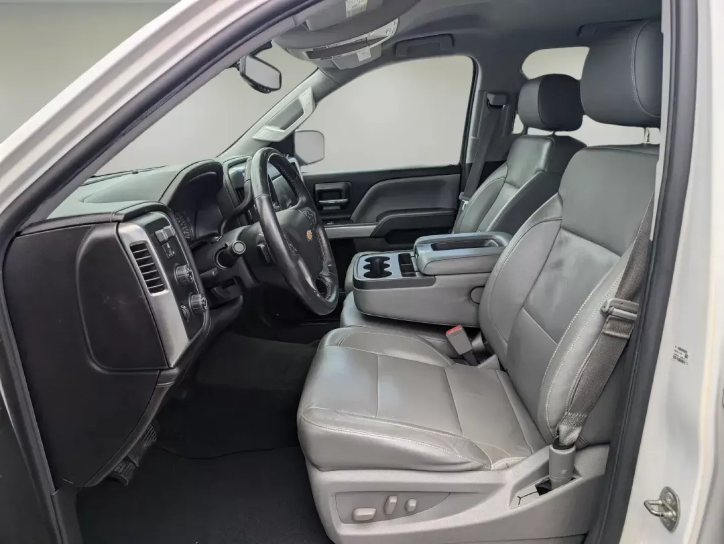 2014 /Jet Black/Dark Ash Chevrolet Silverado 1500 LTZ (3GCUKSEC1EG) with an Gas/Ethanol V8 5.3L/325 engine, 6-Speed Automatic transmission, located at 3959 U.S. 80 W, Phenix City, AL, 36870, (334) 297-4885, 32.469296, -85.135185 - **Unleash Your Adventurous Spirit with the 2014 Chevrolet Silverado 1500 LTZ Crew Cab!**<br /> <br /> Are you ready to elevate your daily commute or embark on weekend adventures? Look no further than the 2014 Chevrolet Silverado 1500 LTZ Crew Cab, available now at Gils Auto in Phenix City, AL. This - Photo#11