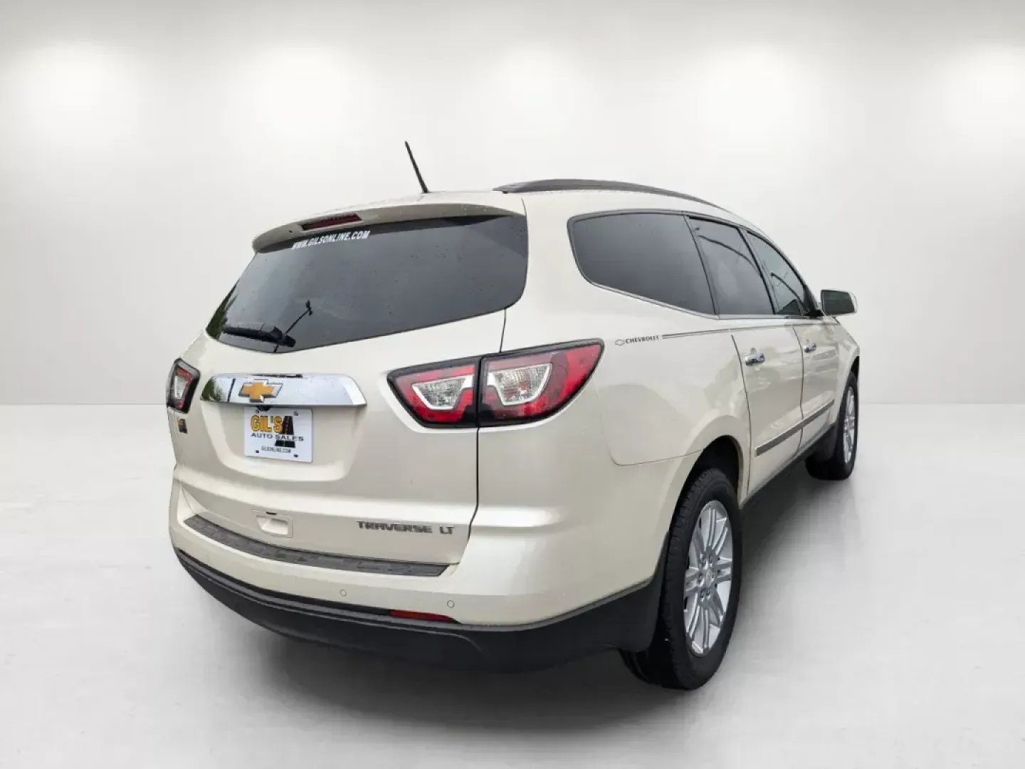 2014 /Ebony/Mojave Chevrolet Traverse LT (1GNKRGKD6EJ) with an Gas V6 3.6L/217 engine, 6-Speed Automatic transmission, located at 7000 Northlake Connector, Columbus, GA, 31904, (706) 987-8085, 32.524975, -84.978134 - 2014 Chevrolet Traverse LT - Photo#5