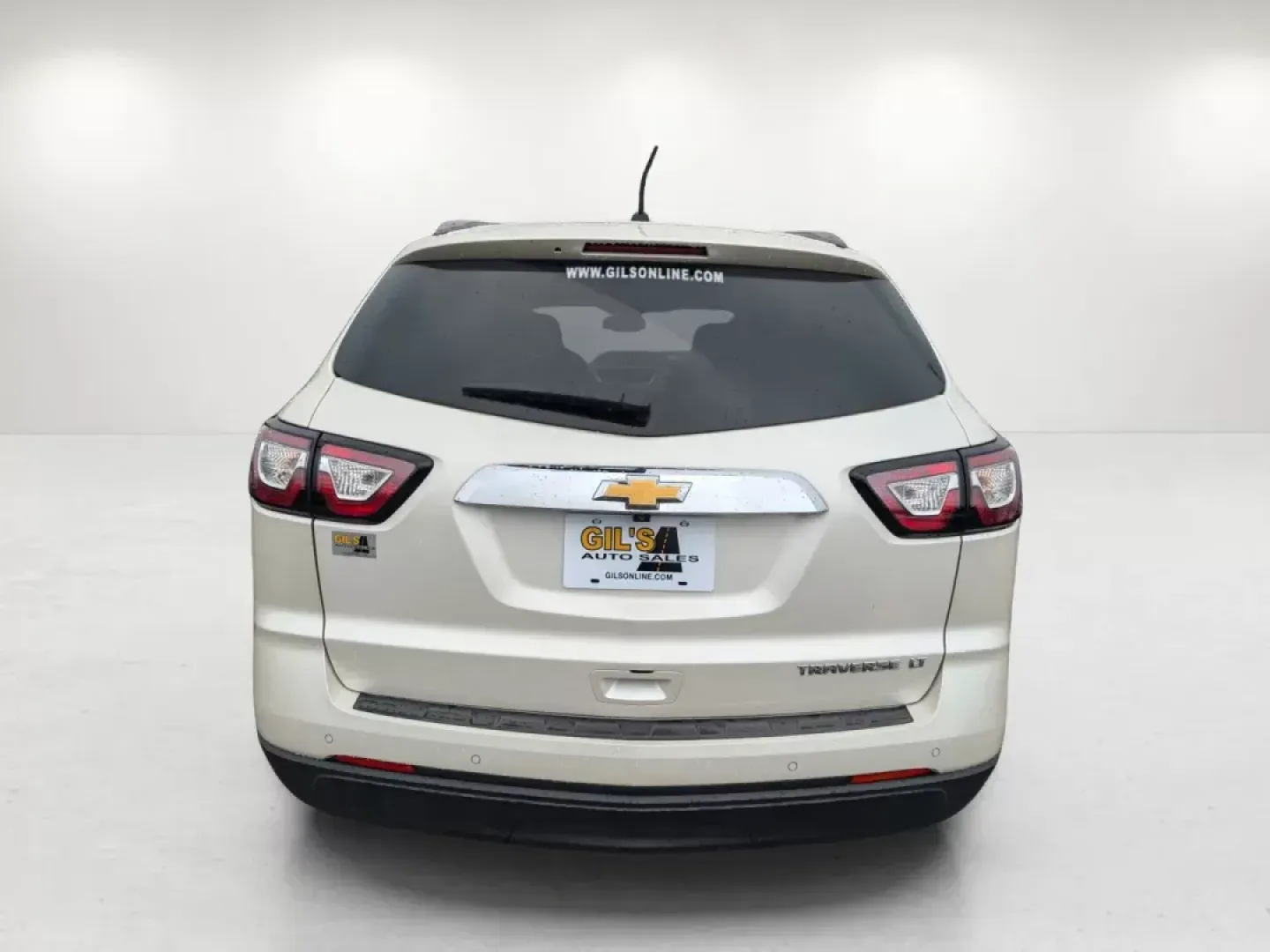 2014 /Ebony/Mojave Chevrolet Traverse LT (1GNKRGKD6EJ) with an Gas V6 3.6L/217 engine, 6-Speed Automatic transmission, located at 7000 Northlake Connector, Columbus, GA, 31904, (706) 987-8085, 32.524975, -84.978134 - 2014 Chevrolet Traverse LT - Photo#6