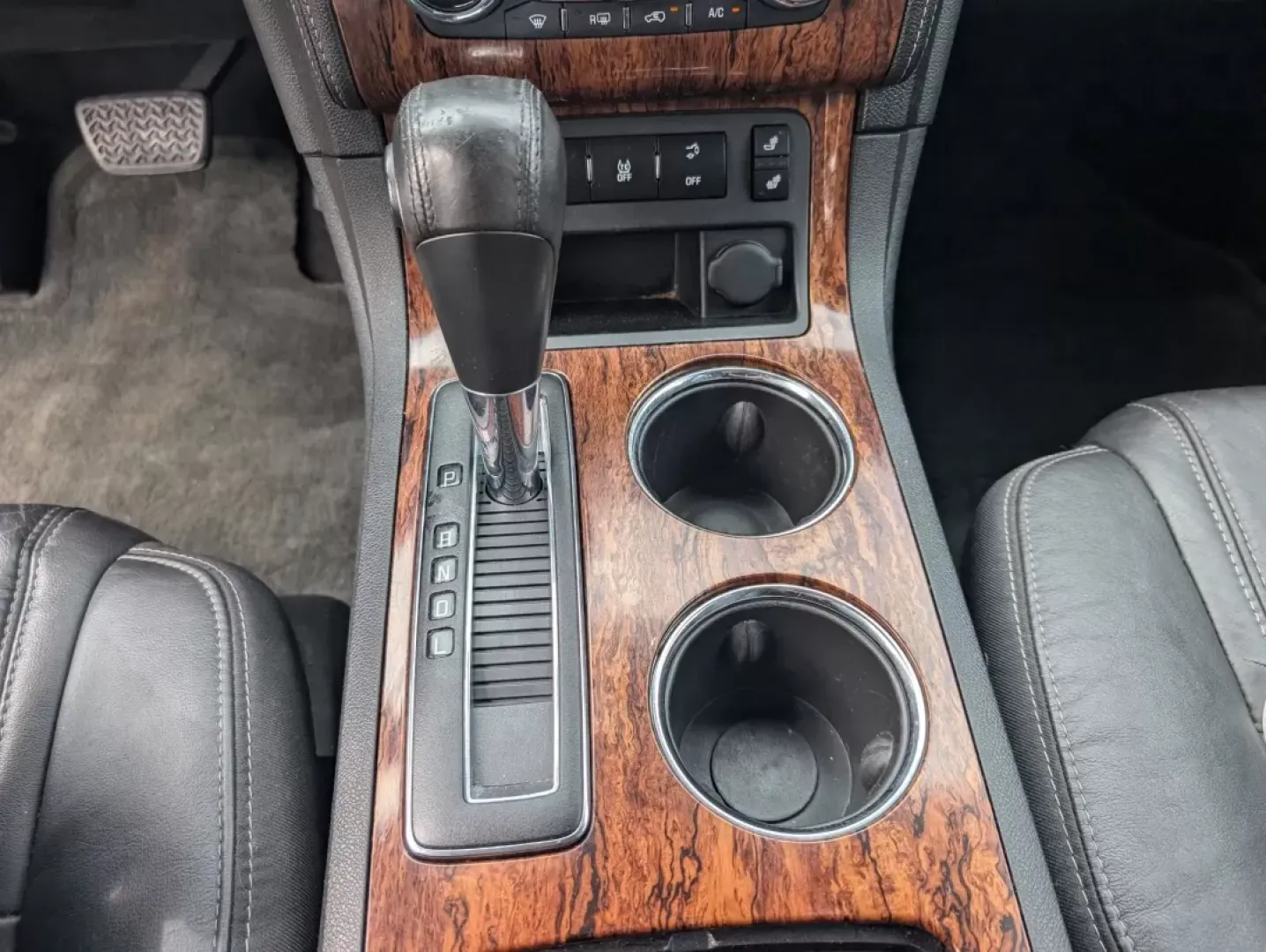 2014 /Ebony Chevrolet Traverse LT (1GNKRHKD0EJ) with an Other engine, located at 804 22nd Ave, Phenix City, AL, 36870, (334) 297-1860, 32.484749, -85.024475 - 2014 Chevrolet Traverse LT - Photo#12