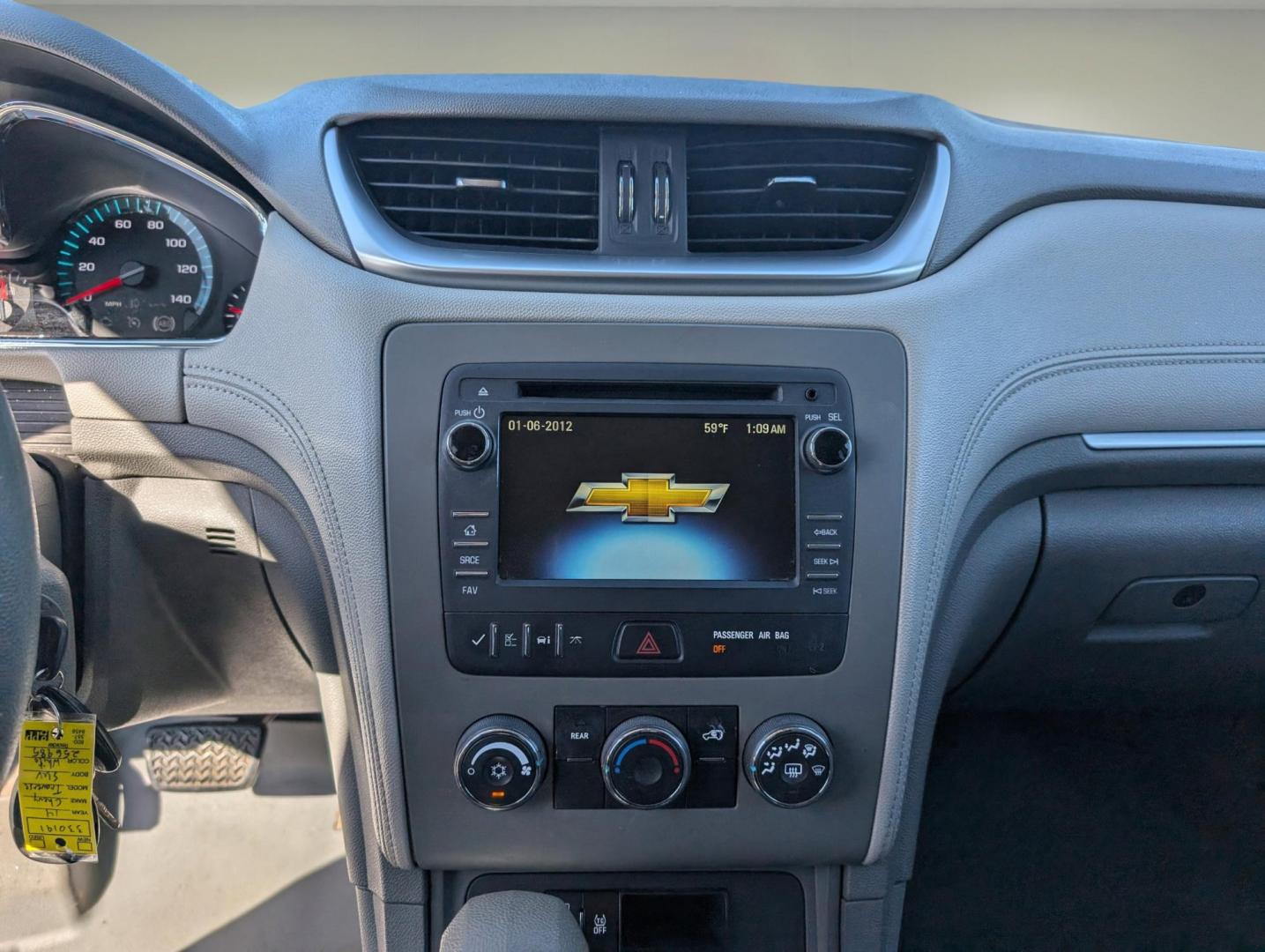 2014 /Dk Titanium/Lt Titanium Chevrolet Traverse LS (1GNKRFED2EJ) with an Gas V6 3.6L/217 engine, 6-Speed Automatic transmission, located at 3959 U.S. 80 W, Phenix City, AL, 36870, (334) 297-4885, 32.469296, -85.135185 - 2014 Chevrolet Traverse LS - Photo#15
