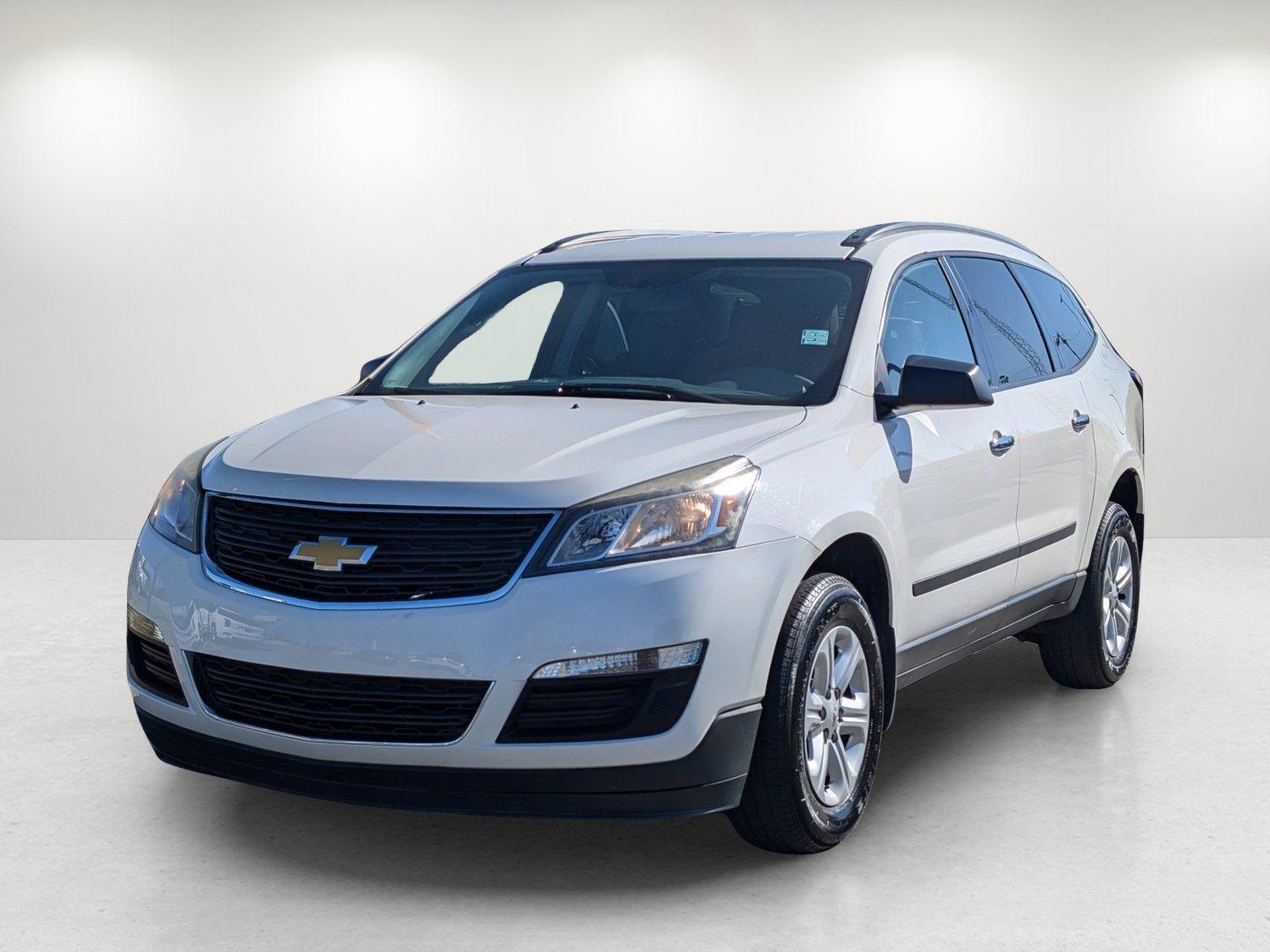 2014 /Dk Titanium/Lt Titanium Chevrolet Traverse LS (1GNKRFED2EJ) with an Gas V6 3.6L/217 engine, 6-Speed Automatic transmission, located at 3959 U.S. 80 W, Phenix City, AL, 36870, (334) 297-4885, 32.469296, -85.135185 - 2014 Chevrolet Traverse LS - Photo#1