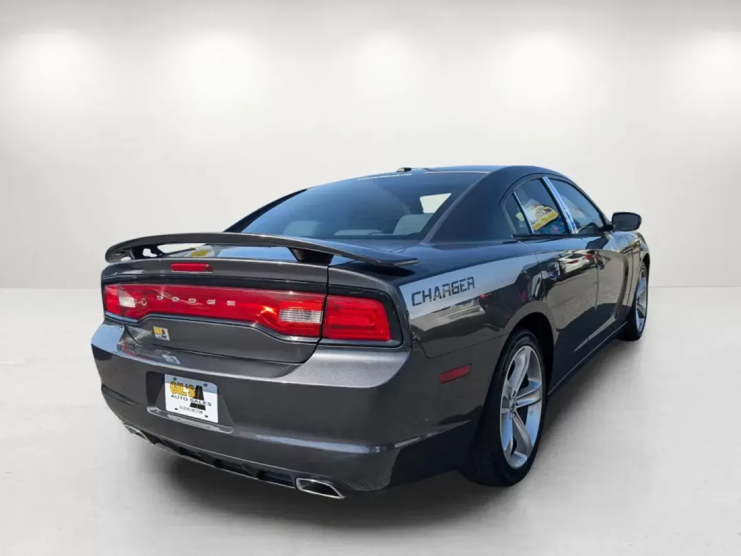 2014 /Black/Lt Frost Beige Dodge Charger SE (2C3CDXBG0EH) with an Other engine, located at 3959 U.S. 80 W, Phenix City, AL, 36870, (334) 297-4885, 32.469296, -85.135185 - ### Unleash Your Inner Adventurer with This 2014 Dodge Charger SE!<br /> <br /> Experience the thrill of the open road with the dynamic 2014 Dodge Charger SE, available now at Gils Auto in Columbus, GA. Perfect for those weekend getaways, daily commutes, or simply making a bold statement on the stre - Photo#5