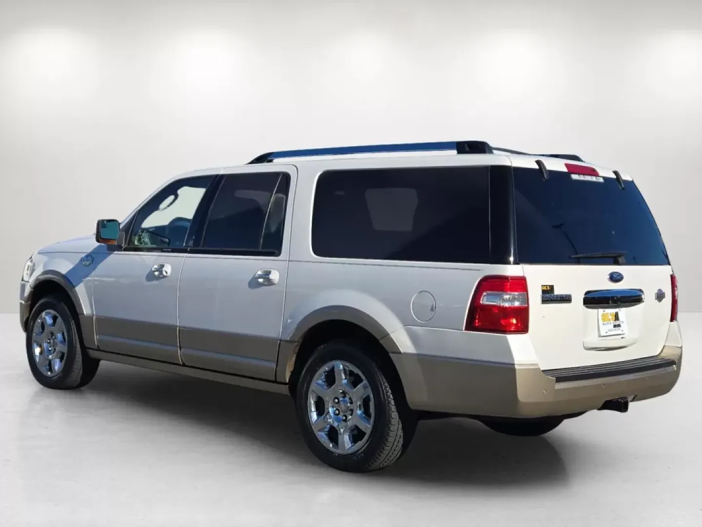 2014 Ford Expedition EL King Ranch (1FMJK1J51EE) with an Other engine, located at 3959 U.S. 80 W, Phenix City, AL, 36870, (334) 297-4885, 32.469296, -85.135185 - **Explore Adventure in the 2014 Ford Expedition EL Your Ultimate Family SUV!**<br /> <br /> Are you ready to elevate your family adventures or weekend getaways? The 2014 Ford Expedition EL is your ticket to comfort, space, and reliability. Perfectly designed for growing families and those craving w - Photo#8