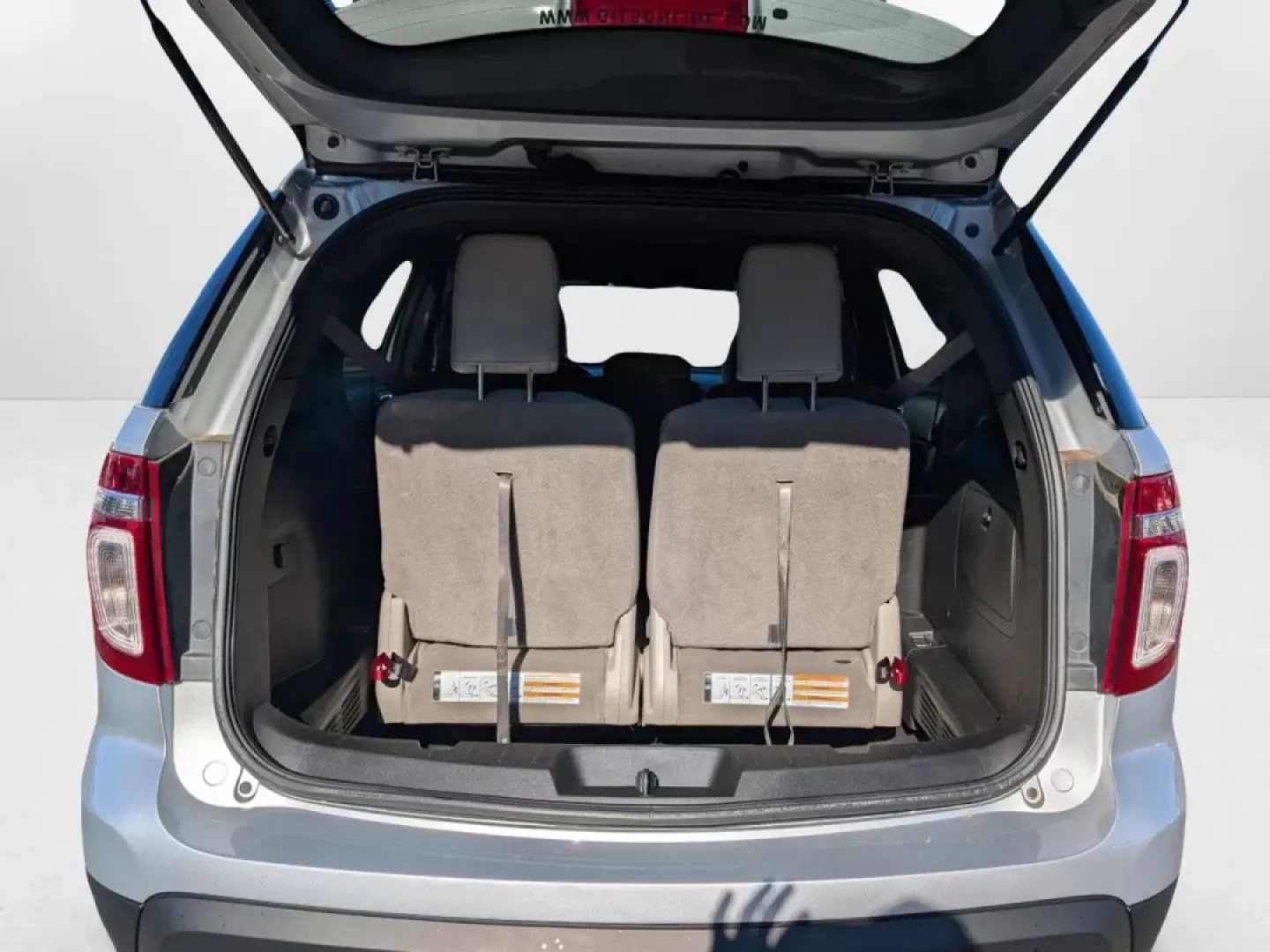 2014 Ford Explorer Base (1FM5K8B84EG) with an Other engine, located at 5115 14th Ave., Columbus, GA, 31904, (706) 323-0345, 32.511494, -84.971046 - **Explore New Adventures with the 2014 Ford Explorer at Gils Auto in Phenix City, AL!**<br /> <br /> Are you ready to elevate your family outings, weekend road trips, or daily commutes? The 2014 Ford Explorer combines versatility, comfort, and reliability, making it an ideal choice for those seeking - Photo#7