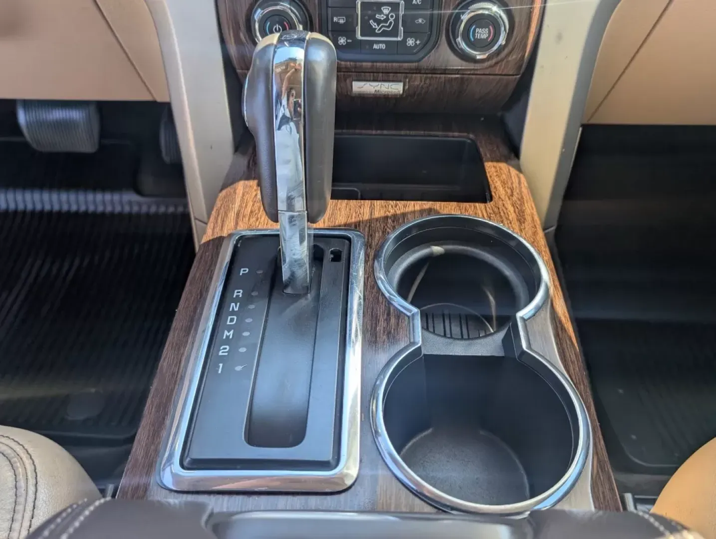2014 Ford F-150 (1FTFW1ET6EK) with an Other engine, located at 3959 U.S. 80 W, Phenix City, AL, 36870, (334) 297-4885, 32.469296, -85.135185 - **Discover Your Next Adventure with the 2014 Ford F-150 Crew Cab Pickup at Gils Auto in Phenix City, AL!**<br /> <br /> Are you searching for the perfect vehicle to elevate your lifestyle? Whether you're a growing family needing ample space, a weekend warrior craving off-road adventures, or a commut - Photo#13