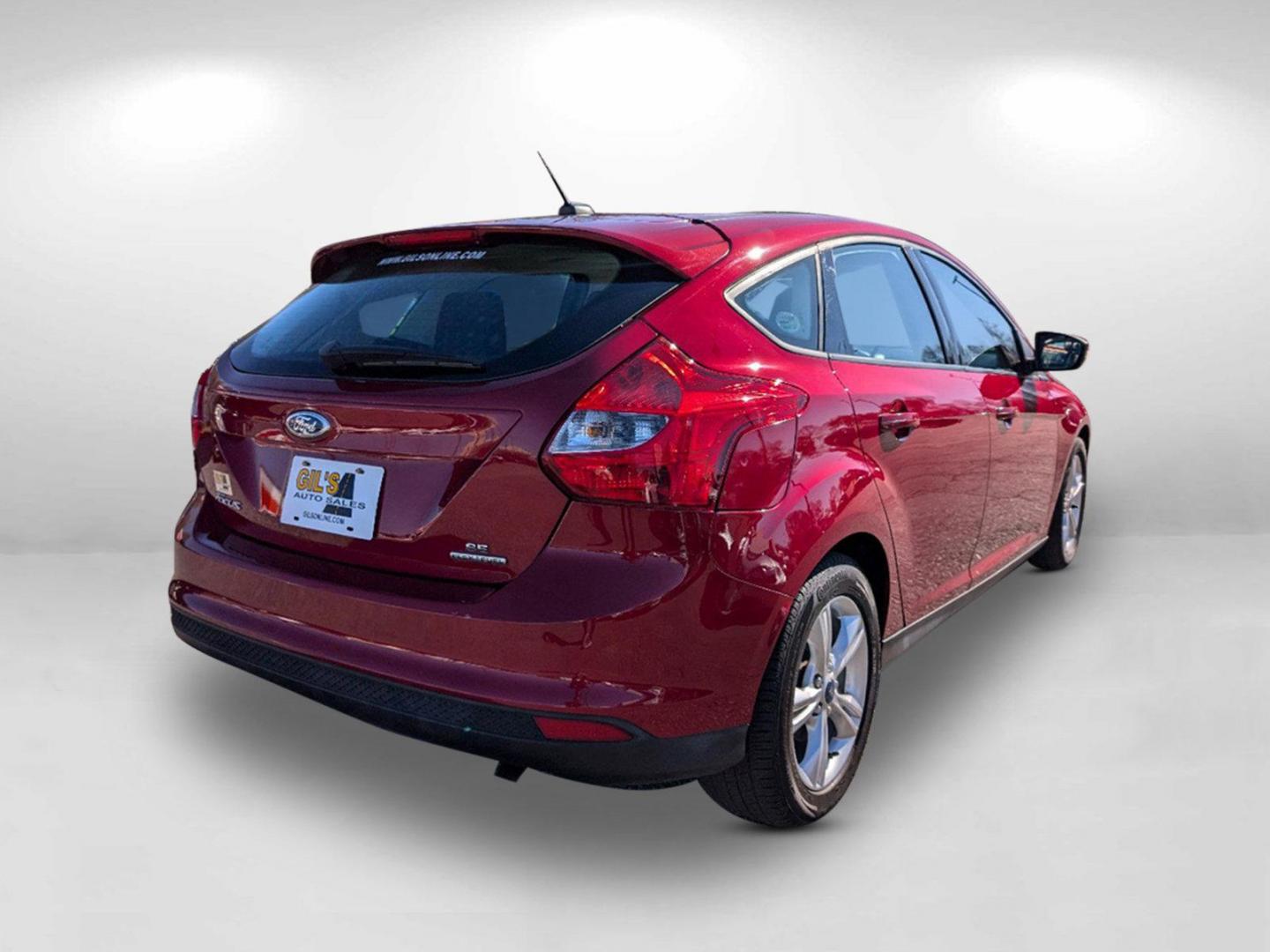 2014 Ford Focus SE (1FADP3K28EL) with an Regular Unleaded I-4 2.0 L/122 engine, located at 5115 14th Ave., Columbus, GA, 31904, (706) 323-0345, 32.511494, -84.971046 - 2014 Ford Focus SE - Photo#4