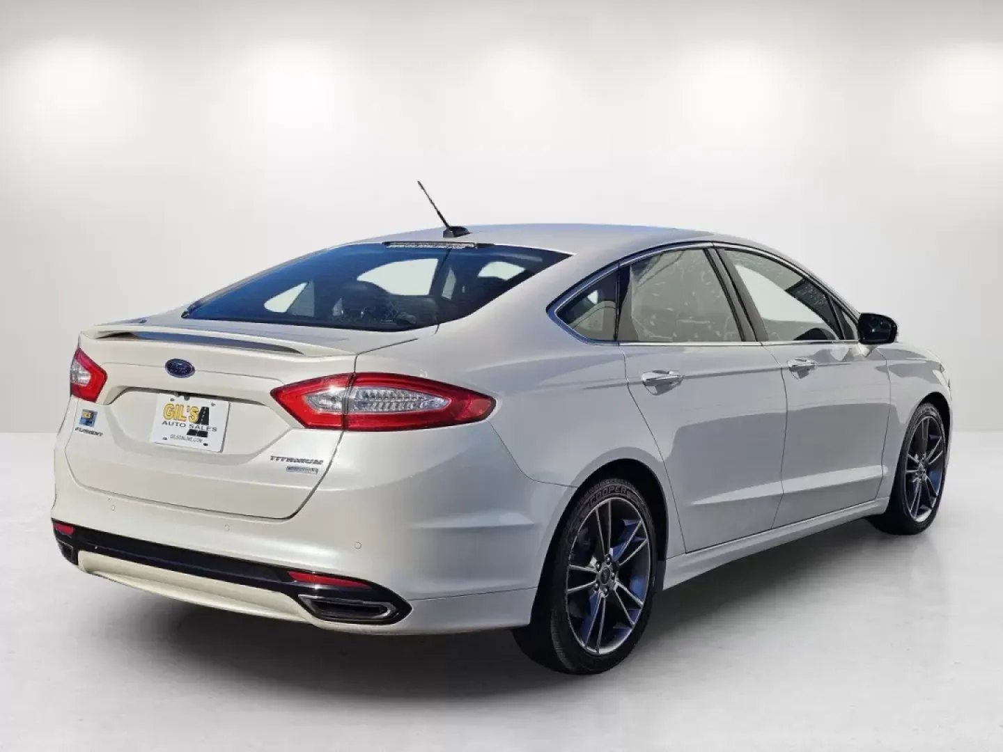 2014 Ford Fusion Titanium (3FA6P0K96ER) with an Other engine, located at 3959 U.S. 80 W, Phenix City, AL, 36870, (334) 297-4885, 32.469296, -85.135185 - **Experience Comfort and Style with This 2014 Ford Fusion Titanium Perfect for Your Daily Commute!**<br /> <br /> Are you looking for a reliable vehicle that perfectly balances comfort, technology, and style? The 2014 Ford Fusion Titanium is your ideal companion, whether you're navigating the bustl - Photo#4