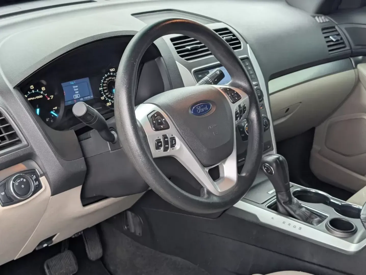 2014 /Medium Light Stone Fordf Explorer Base (1FM5K7B89EG) with an Other engine, located at 7000 Northlake Connector, Columbus, GA, 31904, (706) 987-8085, 32.524975, -84.978134 - Are you ready to elevate your family adventures and weekend getaways? Discover the perfect blend of space, comfort, and reliability with this stunning 2014 Ford Explorer, available now at Gils Auto in Phenix City, AL. As a trusted Buy Here Pay Here dealership, we understand that financing can be a c - Photo#9