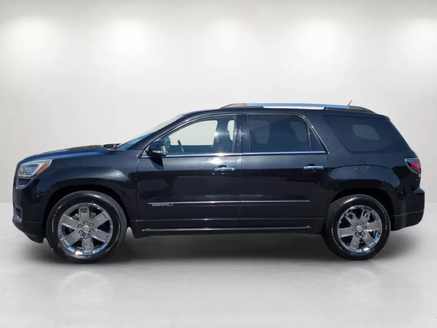 2014 /Ebony GMC Acadia Denali (1GKKVTKD4EJ) with an Other engine, located at 3959 U.S. 80 W, Phenix City, AL, 36870, (334) 297-4885, 32.469296, -85.135185 - **Experience the Family-Friendly Adventure with This 2014 GMC Acadia Denali!**<br /> <br /> Are you ready to elevate your family adventures? The 2014 GMC Acadia Denali offers a blend of elegance and practicality, making it the perfect SUV for growing families and weekend explorers alike. With spacio - Photo#8