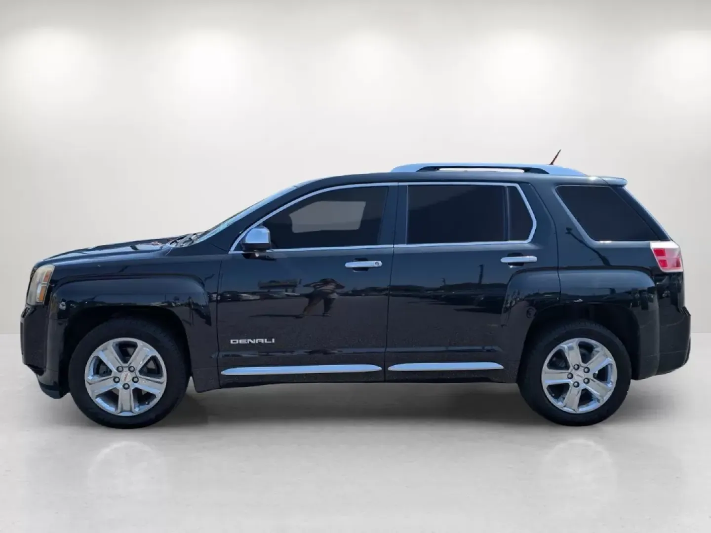 2014 /Jet Black GMC Terrain Denali (2GKALUEK0E6) with an Other engine, located at 1430 Gateway Drive, Opelika, AL, 36801, (334) 239-0944, 32.637871, -85.409790 - **Experience the Perfect Blend of Style and Comfort with the 2014 GMC Terrain Denali!**<br /> <br /> Are you searching for a vehicle that perfectly complements both your busy lifestyle and your family's needs? Look no further! The 2014 GMC Terrain Denali is the ideal SUV for those who value space, s - Photo#7