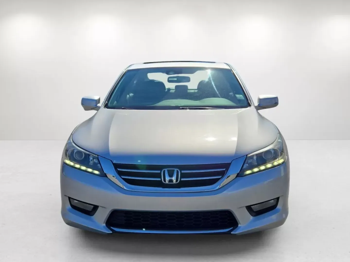 2014 Honda Accord Sedan EX-L (1HGCR3F85EA) with an Other engine, located at 3959 U.S. 80 W, Phenix City, AL, 36870, (334) 297-4885, 32.469296, -85.135185 - **Experience Luxury and Reliability with This 2014 Honda Accord EX-L Sedan, Perfect for Your Lifestyle!**<br /> <br /> If you're seeking a vehicle that seamlessly blends comfort, reliability, and advanced features for your daily commute or weekend adventures, look no further than this stunning 2014 - Photo#1