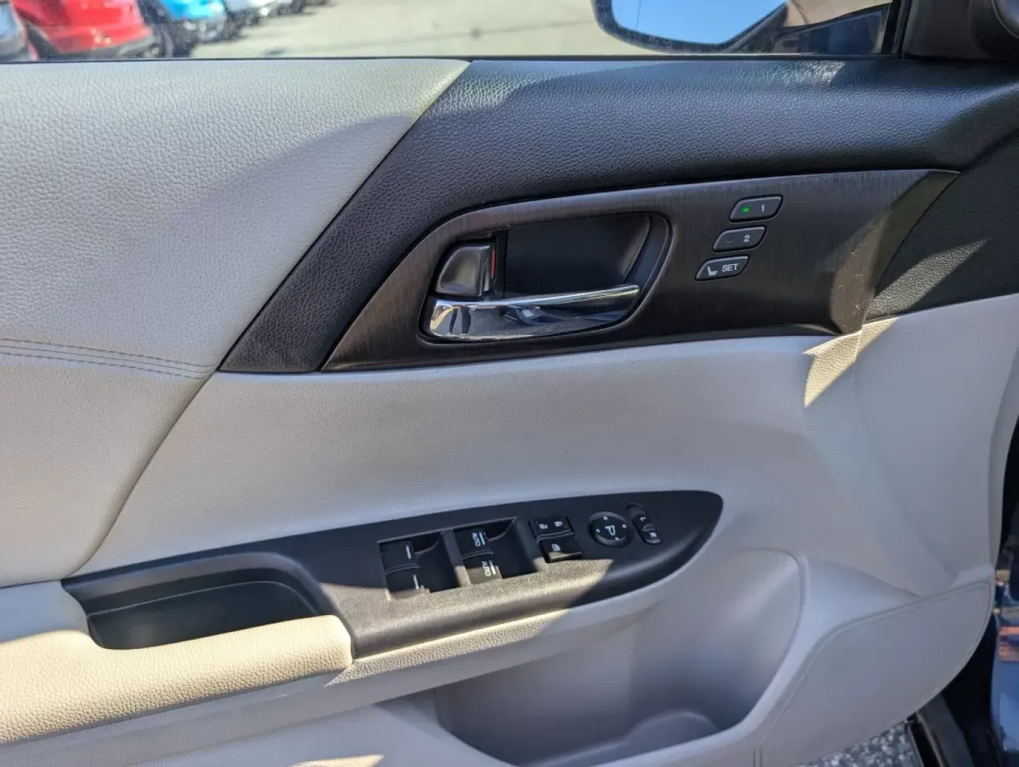 2014 Honda Accord Sedan EX-L (1HGCR3F80EA) with an Other engine, located at 3959 U.S. 80 W, Phenix City, AL, 36870, (334) 297-4885, 32.469296, -85.135185 - Are you searching for a reliable vehicle that perfectly balances everyday practicality with comfort and style? Look no further than this stunning 2014 Honda Accord Sedan EX-L, available now at Gils Auto in Phenix City, AL. Ideal for growing families, commuters, or anyone who desires a vehicle that e - Photo#8