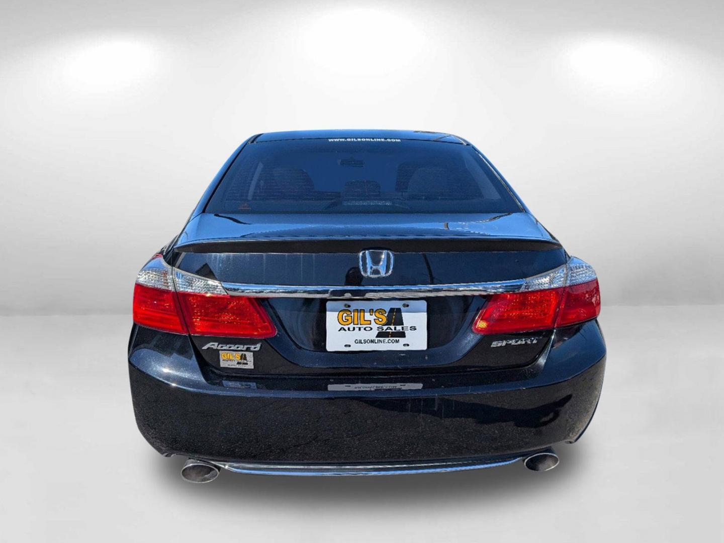 2014 Honda Accord Sedan Sport (1HGCR2F53EA) with an Regular Unleaded I-4 2.4 L/144 engine, 1-Speed CVT w/OD transmission, located at 1430 Gateway Drive, Opelika, AL, 36801, (334) 239-0944, 32.637871, -85.409790 - 2014 Honda Accord Sedan Sport - Photo#5