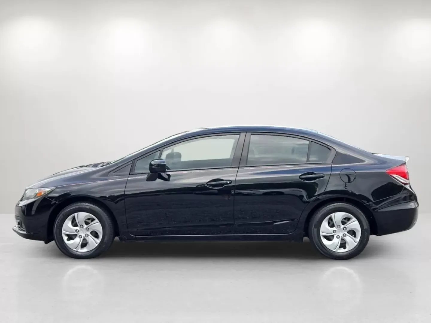 2014 Honda Civic Sedan LX (19XFB2F58EE) with an Other engine, located at 3959 U.S. 80 W, Phenix City, AL, 36870, (334) 297-4885, 32.469296, -85.135185 - **Drive Your Dreams Home Today with This 2014 Honda Civic Sedan!**<br /> <br /> Are you in the market for a reliable vehicle that complements your busy lifestyle? Look no further! This 2014 Honda Civic Sedan, located at Gils Auto in Phenix City, AL, is the perfect blend of style, performance, and co - Photo#9