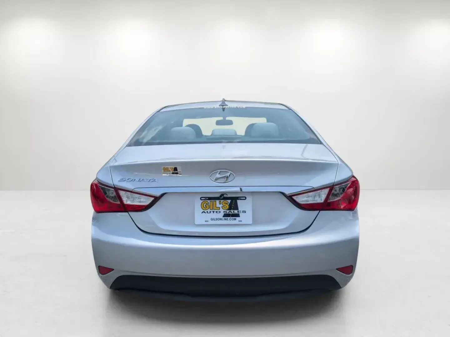 2014 /Gray Hyundai Sonata GLS (5NPEB4AC6EH) with an Regular Unleaded I-4 2.4 L/144 engine, 6-Speed Automatic w/OD transmission, located at 1430 Gateway Drive, Opelika, AL, 36801, (334) 239-0944, 32.637871, -85.409790 - 2014 Hyundai Sonata GLS - Photo#5