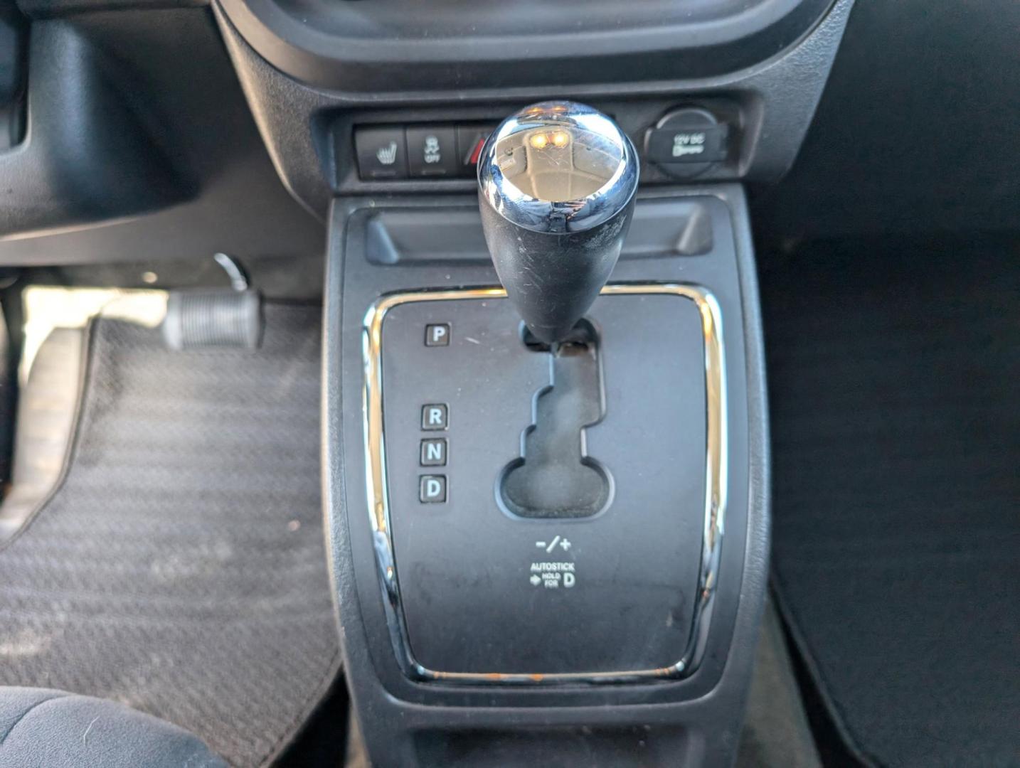2014 /Dark Slate Gray Jeep Patriot Latitude (1C4NJRFB0ED) with an Regular Unleaded I-4 2.4 L/144 engine, 6-Speed Automatic w/OD transmission, located at 1430 Gateway Drive, Opelika, AL, 36801, (334) 239-0944, 32.637871, -85.409790 - 2014 Jeep Patriot Latitude - Photo#13