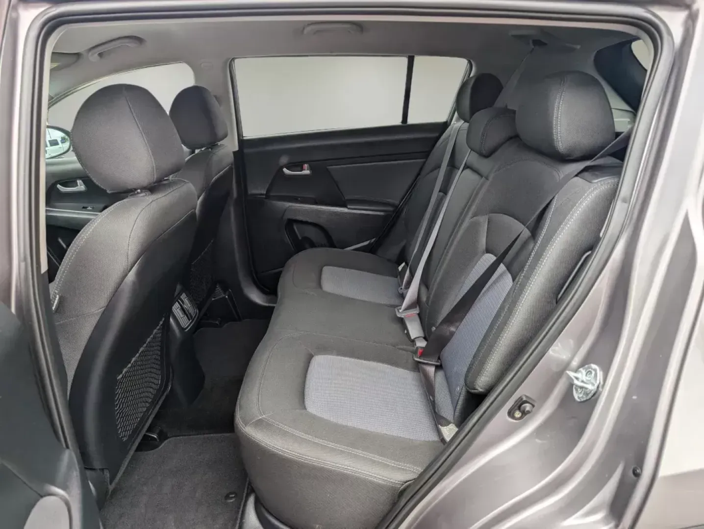 2014 /Black Kia Sportage LX (KNDPB3AC9E7) with an Regular Unleaded I-4 2.4 L/144 engine, 6-Speed Automatic w/OD transmission, located at 5115 14th Ave., Columbus, GA, 31904, (706) 323-0345, 32.511494, -84.971046 - Looking for a reliable vehicle that fits seamlessly into your busy lifestyle? Whether you're a growing family in need of more space, a commuter looking for comfort and efficiency, or an adventure-seeker ready to take on weekend trips, the 2014 Kia Sportage at Gils Auto - Columbus is the perfect comp - Photo#10