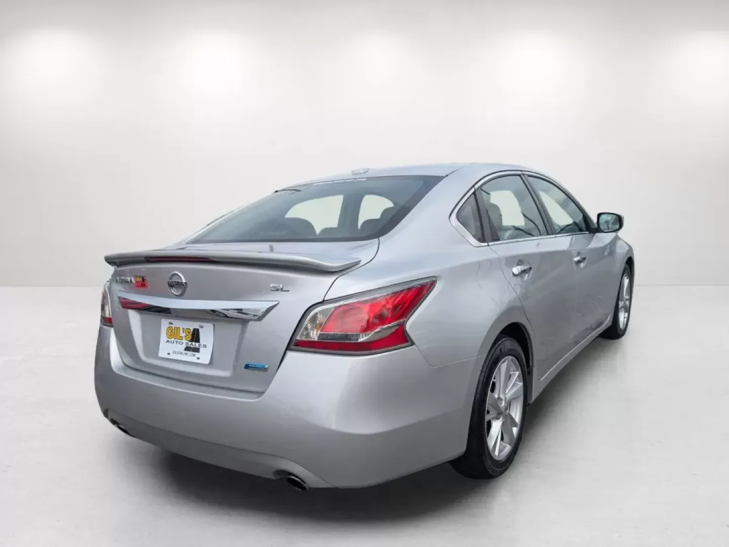 2014 /Charcoal Nissan Altima 2.5 SL (1N4AL3AP7EC) with an Other engine, located at 1430 Gateway Drive, Opelika, AL, 36801, (334) 239-0944, 32.637871, -85.409790 - ### Discover Your Next Adventure: 2014 Nissan Altima 2.5 SL at Gils Auto in Opelika, AL!<br /> <br /> Are you in search of a reliable sedan that caters to both your daily commuting and weekend escapades? Look no further! The 2014 Nissan Altima 2.5 SL at Gils Auto is the perfect blend of comfort, sty - Photo#4