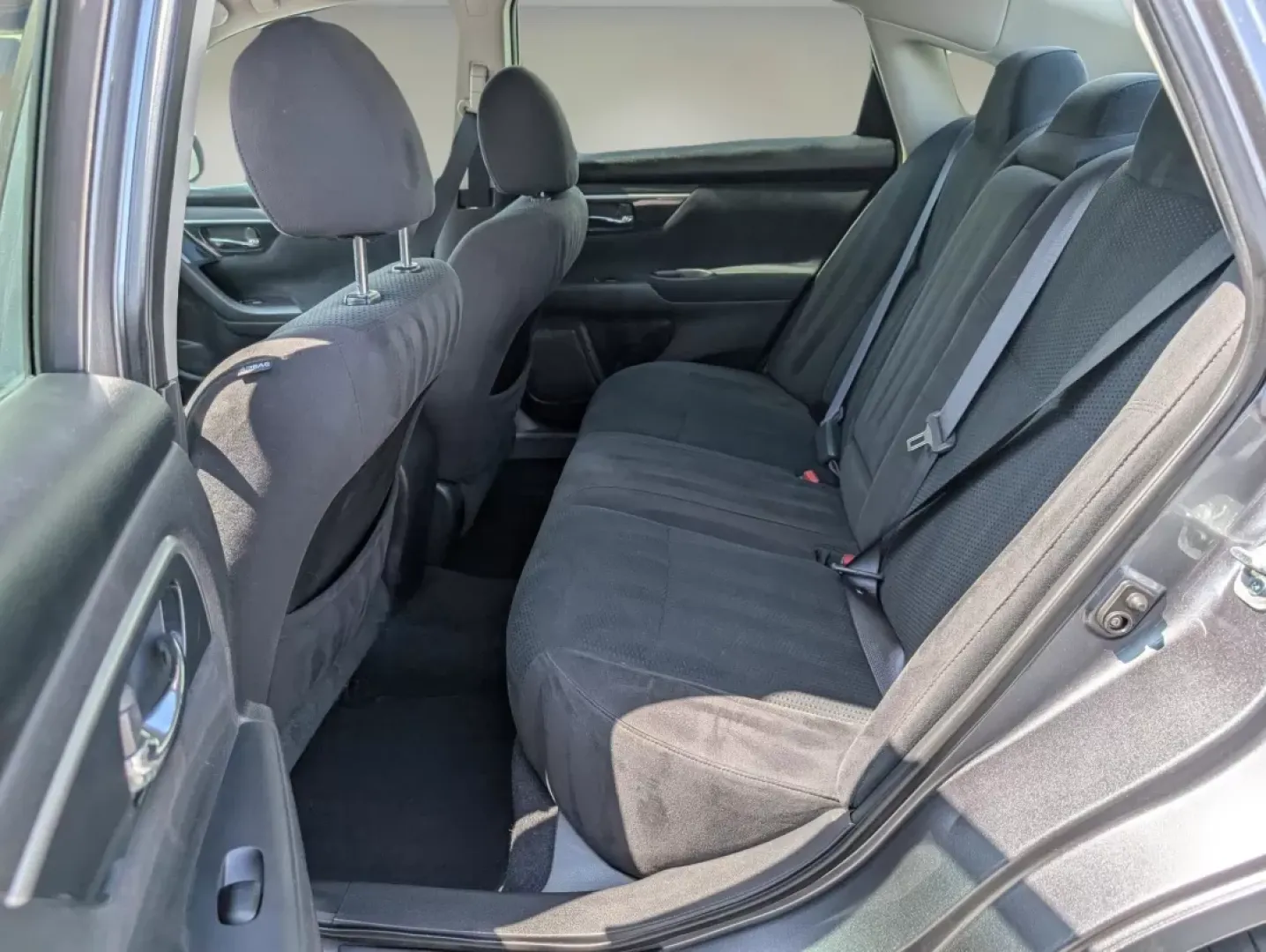 2014 /Charcoal Nissan Altima 2.5 S (1N4AL3AP9EN) with an Other engine, located at 804 22nd Ave, Phenix City, AL, 36870, (334) 297-1860, 32.484749, -85.024475 - **Embrace the Journey with the 2014 Nissan Altima 2.5 S Perfect for Everyday Adventures!**<br /> <br /> Looking for a reliable vehicle that fits seamlessly into your busy lifestyle? The 2014 Nissan Altima 2.5 S is your ideal companion for daily commutes, weekend road trips, and everything in betwee - Photo#10