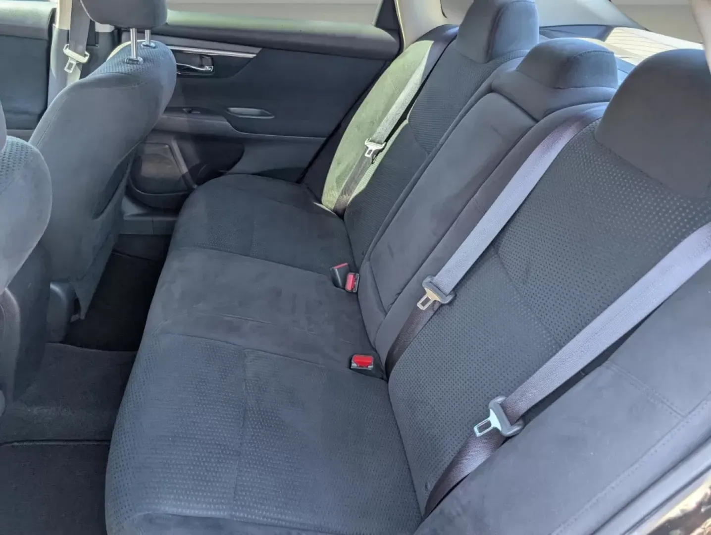 2014 /Black Nissan Altima 2.5 SV (1N4AL3AP8EC) with an Other engine, located at 1430 Gateway Drive, Opelika, AL, 36801, (334) 239-0944, 32.637871, -85.409790 - Discover the perfect blend of comfort, efficiency, and style with this 2014 Nissan Altima 2.5 SV, exclusively available at Gils Auto in Opelika, AL. If you are searching for a reliable sedan that excels in everyday commuting while also offering the versatility for weekend adventures, this Altima is - Photo#11