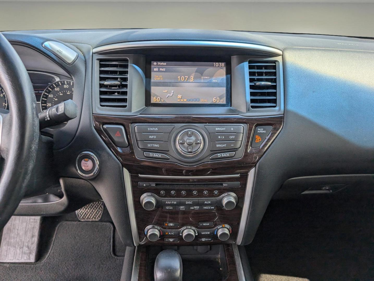 2014 /Charcoal Nissan Pathfinder SL (5N1AR2MNXEC) with an Regular Unleaded V-6 3.5 L/213 engine, 1-Speed CVT w/OD transmission, located at 5115 14th Ave., Columbus, GA, 31904, (706) 323-0345, 32.511494, -84.971046 - 2014 Nissan Pathfinder SL - Photo#14