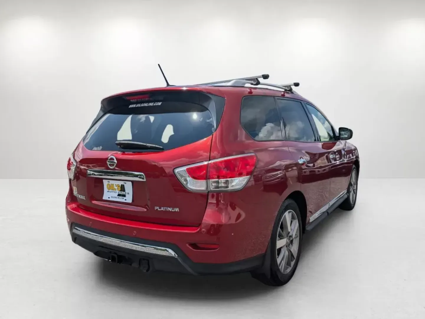 2014 /Almond Nissan Pathfinder Platinum (5N1AR2MN6EC) with an Regular Unleaded V-6 3.5 L/213 engine, 1-Speed CVT w/OD transmission, located at 804 22nd Ave, Phenix City, AL, 36870, (334) 297-1860, 32.484749, -85.024475 - **Discover Your Next Adventure with the 2014 Nissan Pathfinder Platinum at Gils Auto - Phenix City #2!**<br /> <br /> Are you ready to elevate your family road trips or weekend getaways? The 2014 Nissan Pathfinder Platinum is the perfect SUV for those who crave adventure without sacrificing comfort - Photo#4