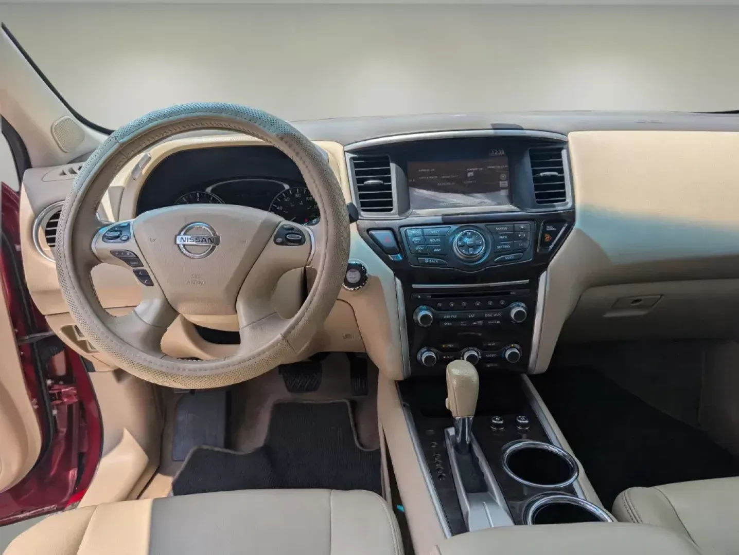 2014 /Almond Nissan Pathfinder Platinum (5N1AR2MN6EC) with an Regular Unleaded V-6 3.5 L/213 engine, 1-Speed CVT w/OD transmission, located at 804 22nd Ave, Phenix City, AL, 36870, (334) 297-1860, 32.484749, -85.024475 - **Discover Your Next Adventure with the 2014 Nissan Pathfinder Platinum at Gils Auto - Phenix City #2!**<br /> <br /> Are you ready to elevate your family road trips or weekend getaways? The 2014 Nissan Pathfinder Platinum is the perfect SUV for those who crave adventure without sacrificing comfort - Photo#13