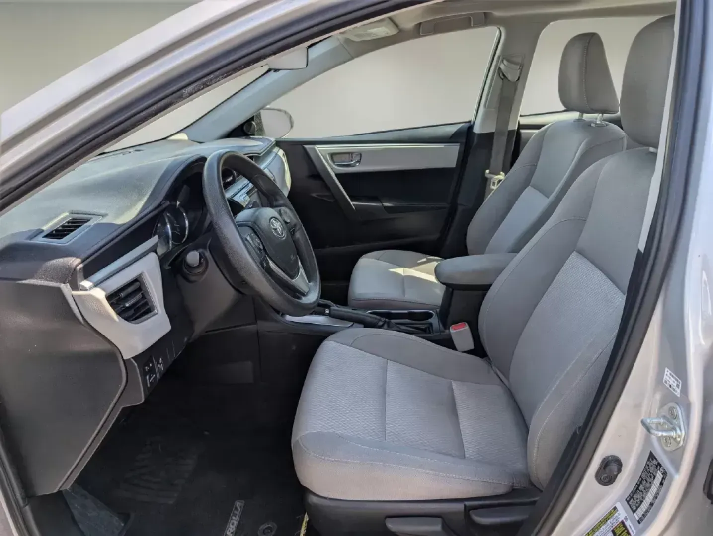 2014 Toyota Corolla LE (2T1BURHE2EC) with an Other engine, located at 7000 Northlake Connector, Columbus, GA, 31904, (706) 987-8085, 32.524975, -84.978134 - **Discover Adventure with the 2014 Toyota Corolla LE at Gils Auto - Columbus #2**<br /> <br /> Are you searching for a reliable vehicle that perfectly fits your busy lifestyle? Look no further! The 2014 Toyota Corolla LE combines style, efficiency, and safety, making it an ideal choice for daily com - Photo#10
