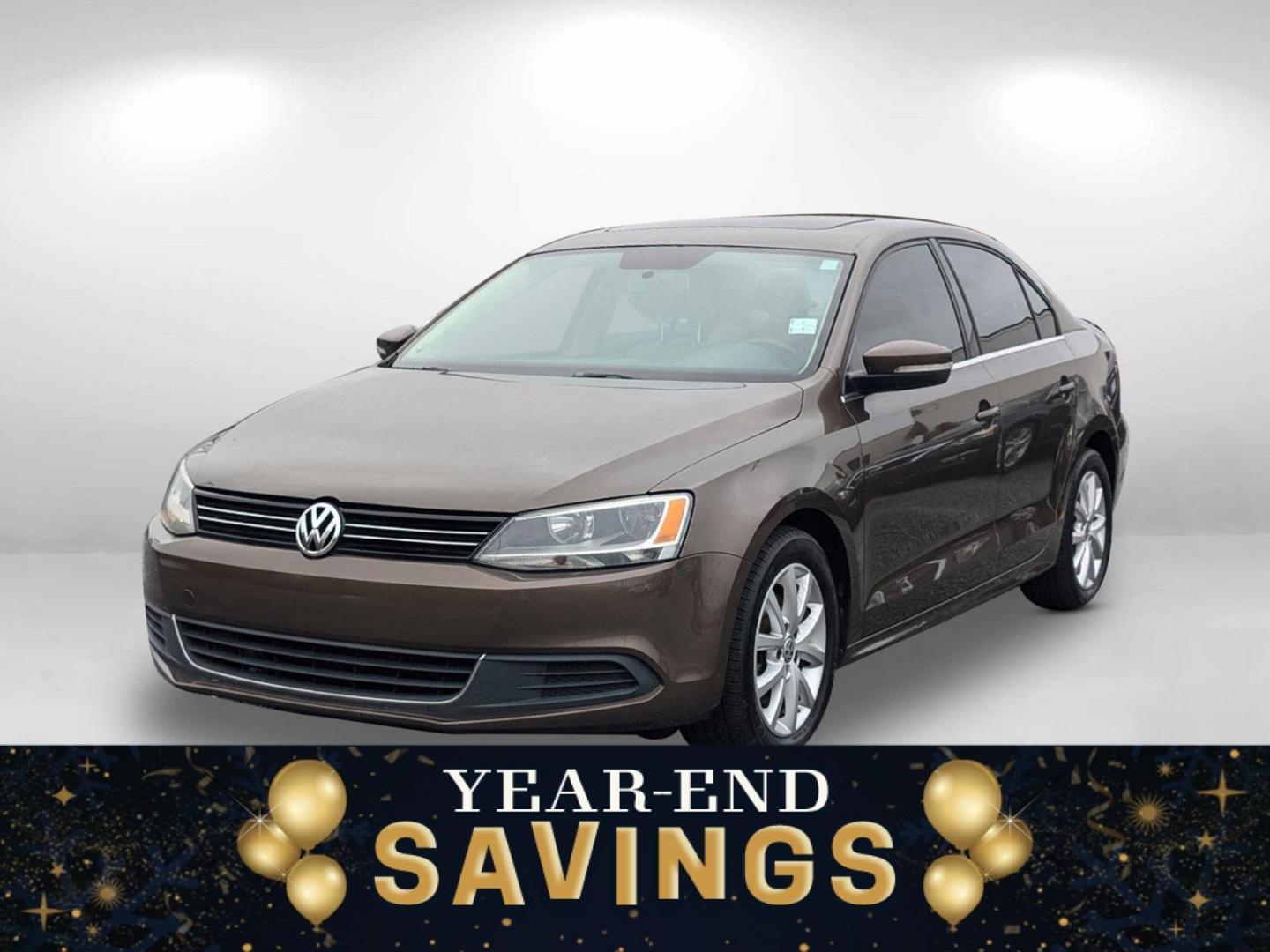 2014 Volkswagen Jetta Sedan (3VWD17AJ6EM) with an Intercooled Turbo Regular Unleaded I-4 1.8 L/110 engine, 6-Speed Automatic w/OD transmission, located at 1430 Gateway Drive, Opelika, AL, 36801, (334) 239-0944, 32.637871, -85.409790 - 2014 Volkswagen Jetta Sedan - Photo#0