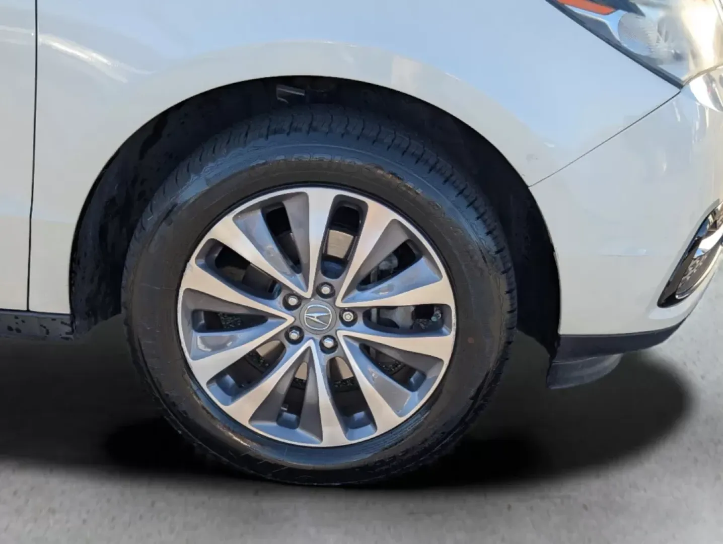 2015 Acura MDX Tech Pkg (5FRYD3H45FB) with an Other engine, located at 804 22nd Ave, Phenix City, AL, 36870, (334) 297-1860, 32.484749, -85.024475 - Rev up your adventures with the 2015 Acura MDX, the ultimate SUV designed for families and explorers alike! Whether you're navigating busy city streets in Phenix City, AL, or hitting the open road for weekend getaways, this luxurious and versatile vehicle is tailor-made for your lifestyle. With seat - Photo#8