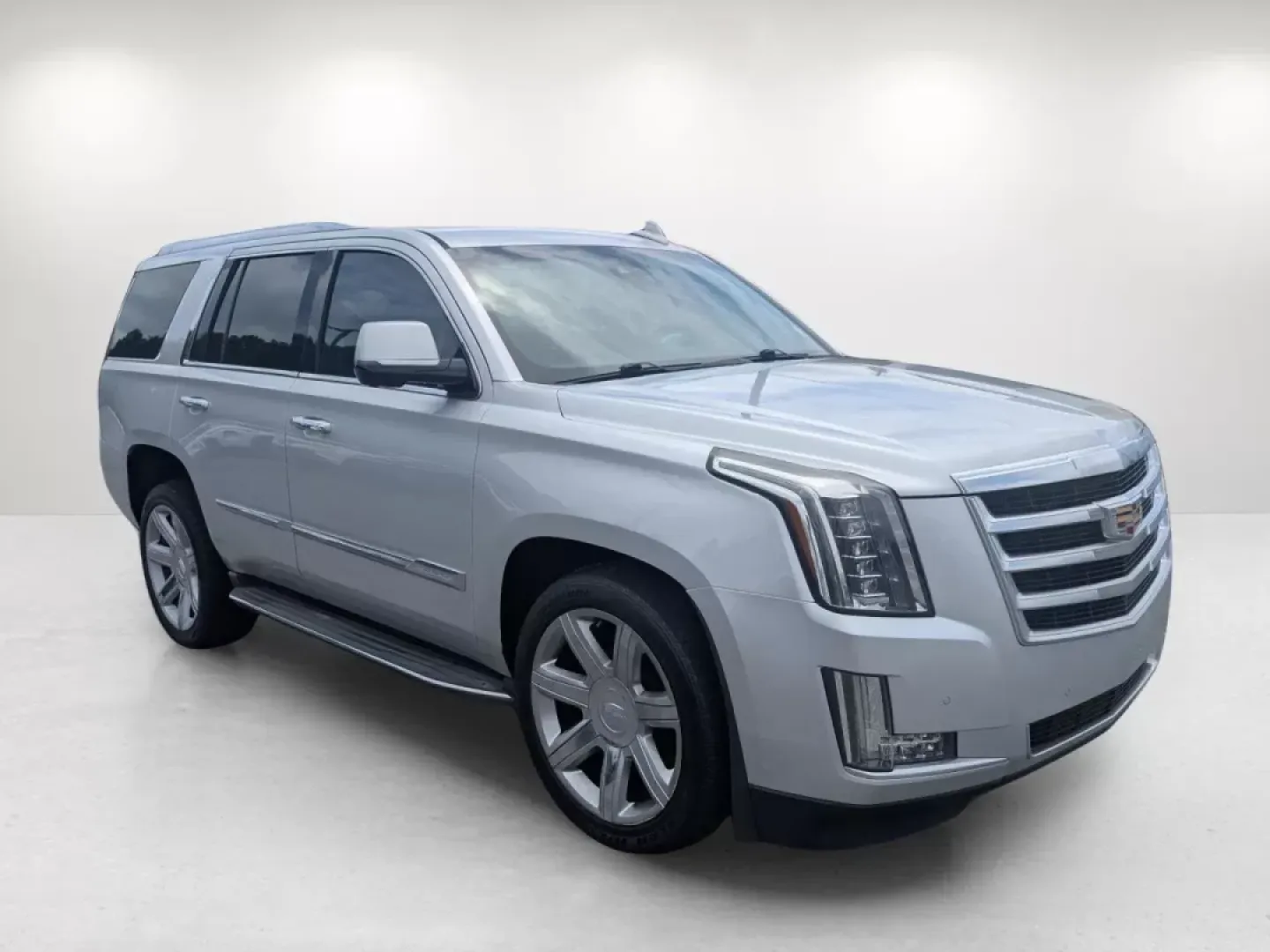 2015 /Jet Black Cadillac Escalade Luxury (1GYS3MKJ8FR) with an Other engine, located at 1430 Gateway Drive, Opelika, AL, 36801, (334) 239-0944, 32.637871, -85.409790 - **Elevate Your Lifestyle with the 2015 Cadillac Escalade Luxury Edition Perfect for Families and Adventurers Alike!**<br /> <br /> Discover the perfect blend of luxury, space, and power with the stunning 2015 Cadillac Escalade, now available at Gils Auto, your premier Buy Here Pay Here dealership l - Photo#2