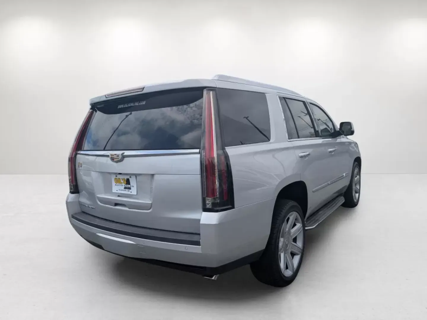 2015 /Jet Black Cadillac Escalade Luxury (1GYS3MKJ8FR) with an Other engine, located at 1430 Gateway Drive, Opelika, AL, 36801, (334) 239-0944, 32.637871, -85.409790 - **Elevate Your Lifestyle with the 2015 Cadillac Escalade Luxury Edition Perfect for Families and Adventurers Alike!**<br /> <br /> Discover the perfect blend of luxury, space, and power with the stunning 2015 Cadillac Escalade, now available at Gils Auto, your premier Buy Here Pay Here dealership l - Photo#4