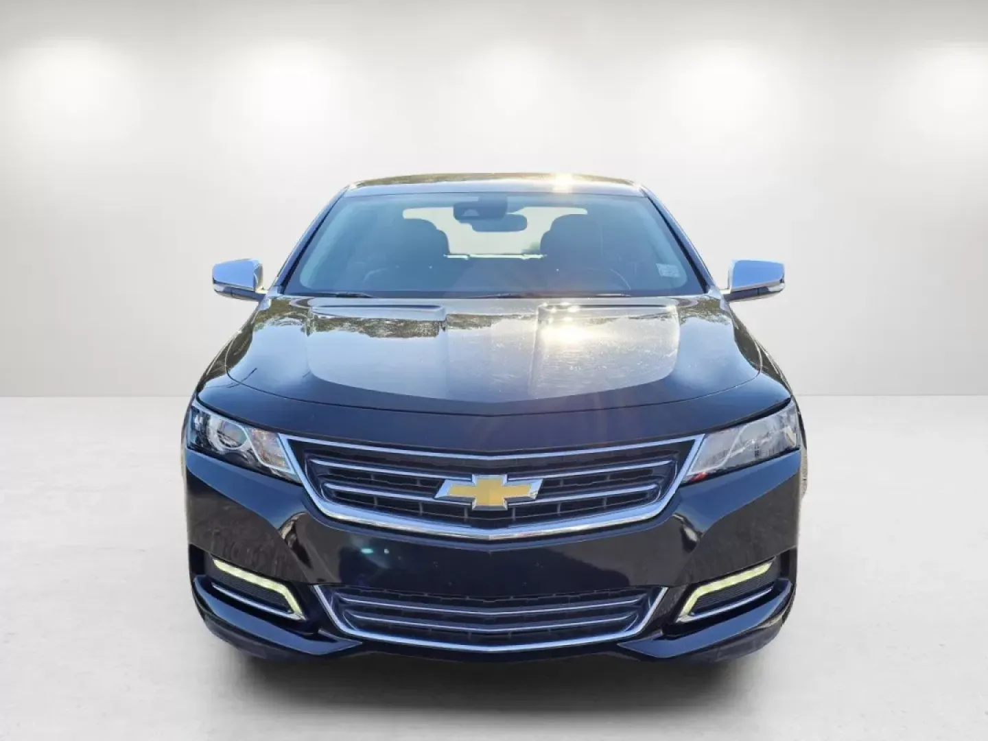 2015 /Jet Black Chevrolet Impala LTZ (2G1165S30F9) with an Other engine, located at 3959 U.S. 80 W, Phenix City, AL, 36870, (334) 297-4885, 32.469296, -85.135185 - **Unleash Your Everyday Adventures with the 2015 Chevrolet Impala LTZ at Gils Auto!**<br /> <br /> Are you looking for a vehicle that combines luxury, comfort, and practicality? Whether you're commuting to work, running errands around Phenix City, or embarking on a weekend road trip, the 2015 Chevro - Photo#1