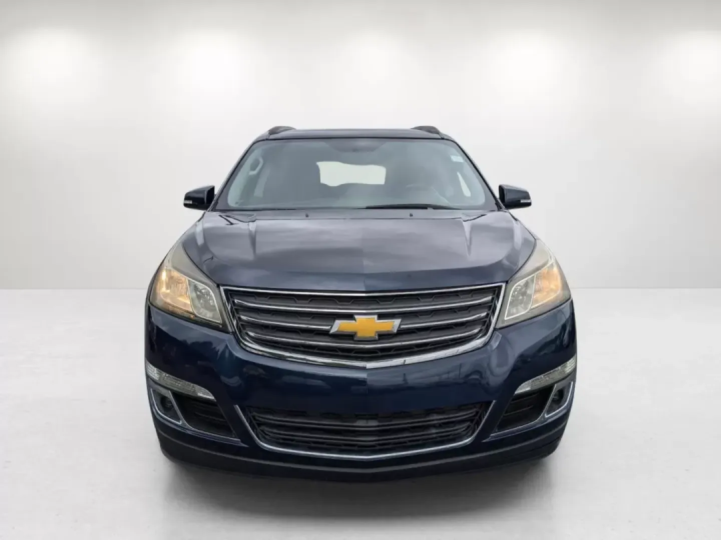 2015 /Ebony Chevrolet Traverse LT (1GNKRHKD0FJ) with an Other engine, located at 7000 Northlake Connector, Columbus, GA, 31904, (706) 987-8085, 32.524975, -84.978134 - ### Discover Your New Family Adventure with the 2015 Chevrolet Traverse LT at Gils Auto!<br /> <br /> If you're searching for the ultimate family SUV that combines comfort, space, and reliability, look no further than the stunning 2015 Chevrolet Traverse LT available at Gils Auto in Phenix City, AL. - Photo#1