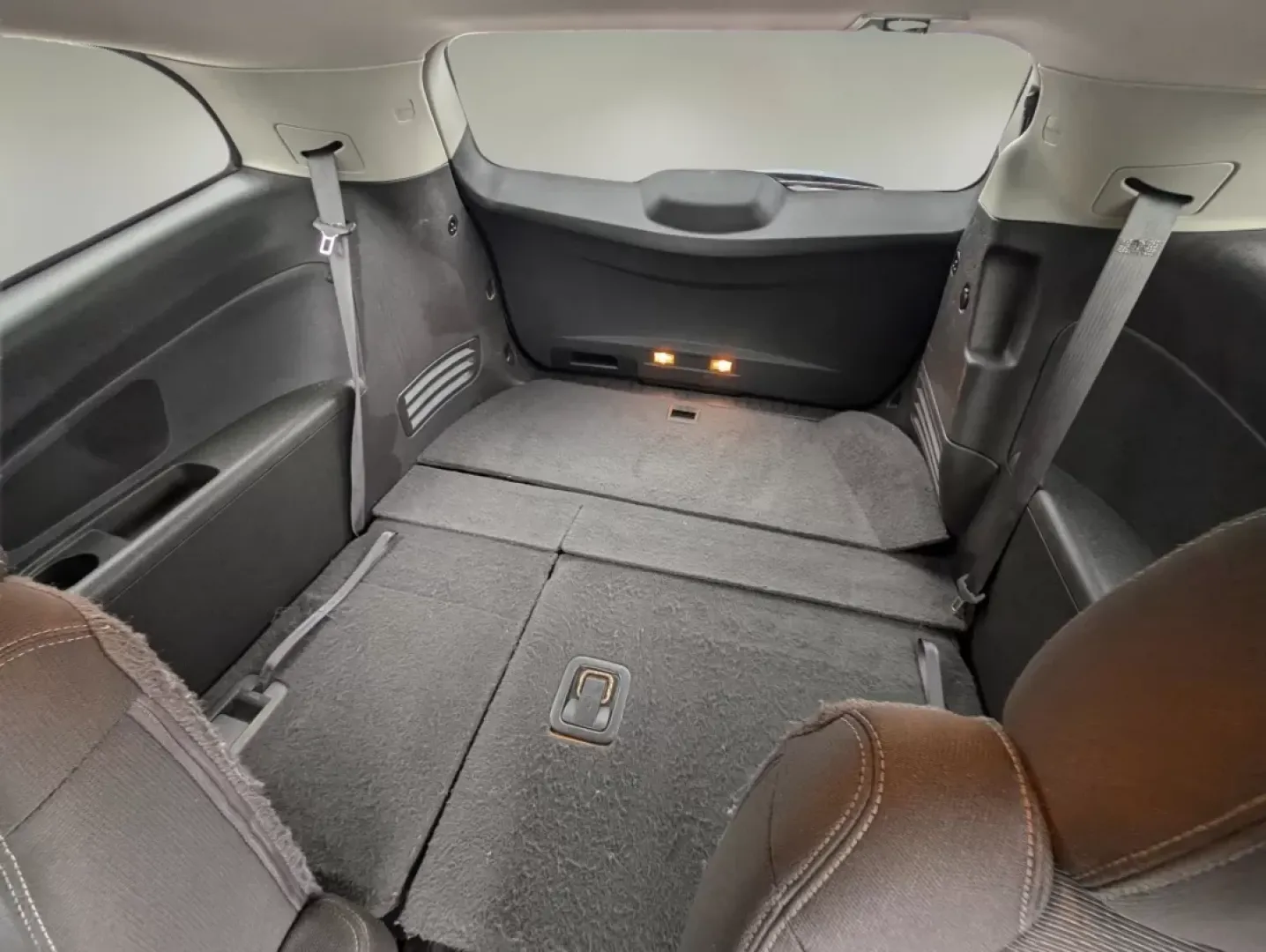 2015 /Ebony Chevrolet Traverse LT (1GNKRHKD0FJ) with an Other engine, located at 7000 Northlake Connector, Columbus, GA, 31904, (706) 987-8085, 32.524975, -84.978134 - ### Discover Your New Family Adventure with the 2015 Chevrolet Traverse LT at Gils Auto!<br /> <br /> If you're searching for the ultimate family SUV that combines comfort, space, and reliability, look no further than the stunning 2015 Chevrolet Traverse LT available at Gils Auto in Phenix City, AL. - Photo#11