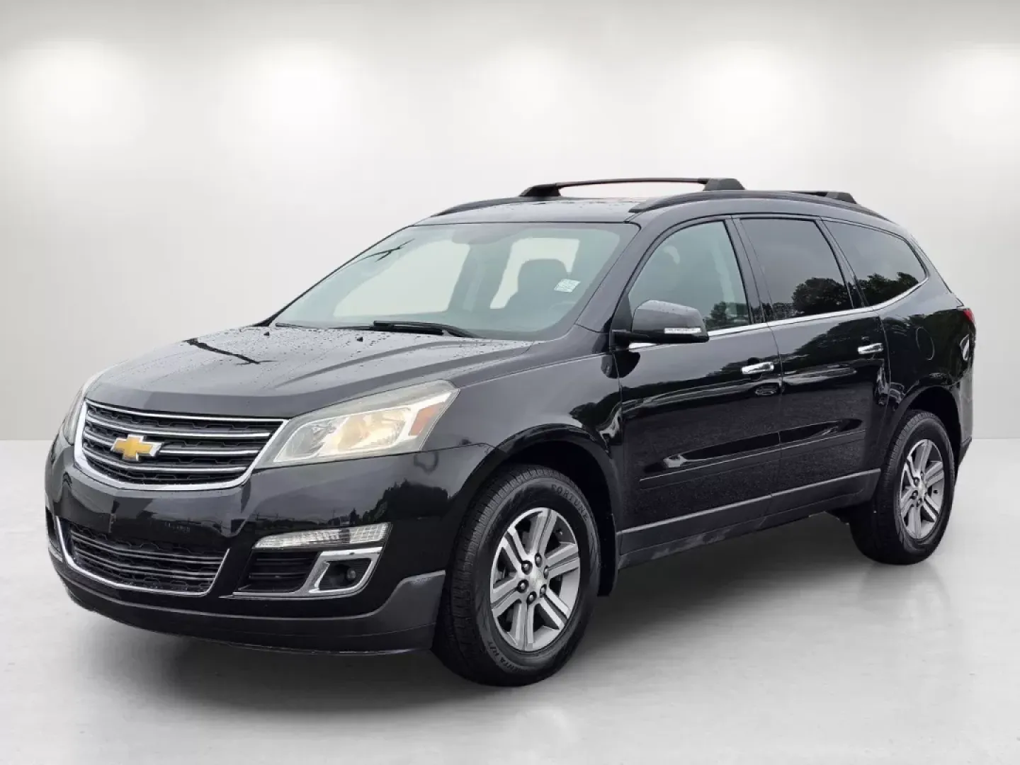 2015 /Ebony Chevrolet Traverse LT (1GNKRHKDXFJ) with an Other engine, located at 5115 14th Ave., Columbus, GA, 31904, (706) 323-0345, 32.511494, -84.971046 - **Elevate Your Family Adventures with the 2015 Chevrolet Traverse LT at Gils Auto!**<br /> <br /> Are you searching for the perfect family SUV that combines space, comfort, and the latest technology? Look no further than this 2015 Chevrolet Traverse LT, now available at Gils Auto in Phenix City, AL. - Photo#1