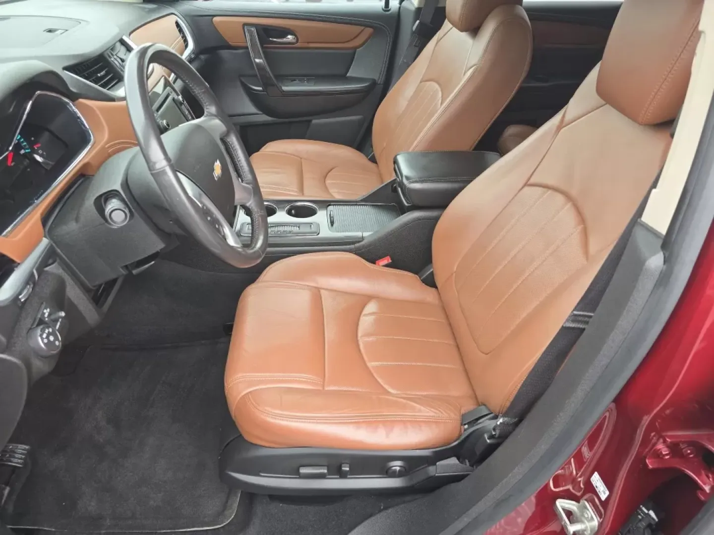 2015 /Ebony/Saddle Up Chevrolet Traverse LTZ (1GNKVJKD1FJ) with an Other engine, located at 1430 Gateway Drive, Opelika, AL, 36801, (334) 239-0944, 32.637871, -85.409790 - **Adventure Awaits with the 2015 Chevrolet Traverse LTZ Perfect for Growing Families!**<br /> <br /> Are you a family on the go, seeking a reliable and spacious SUV that effortlessly balances style with functionality? Look no further than the stunning 2015 Chevrolet Traverse LTZ, available now at G - Photo#12