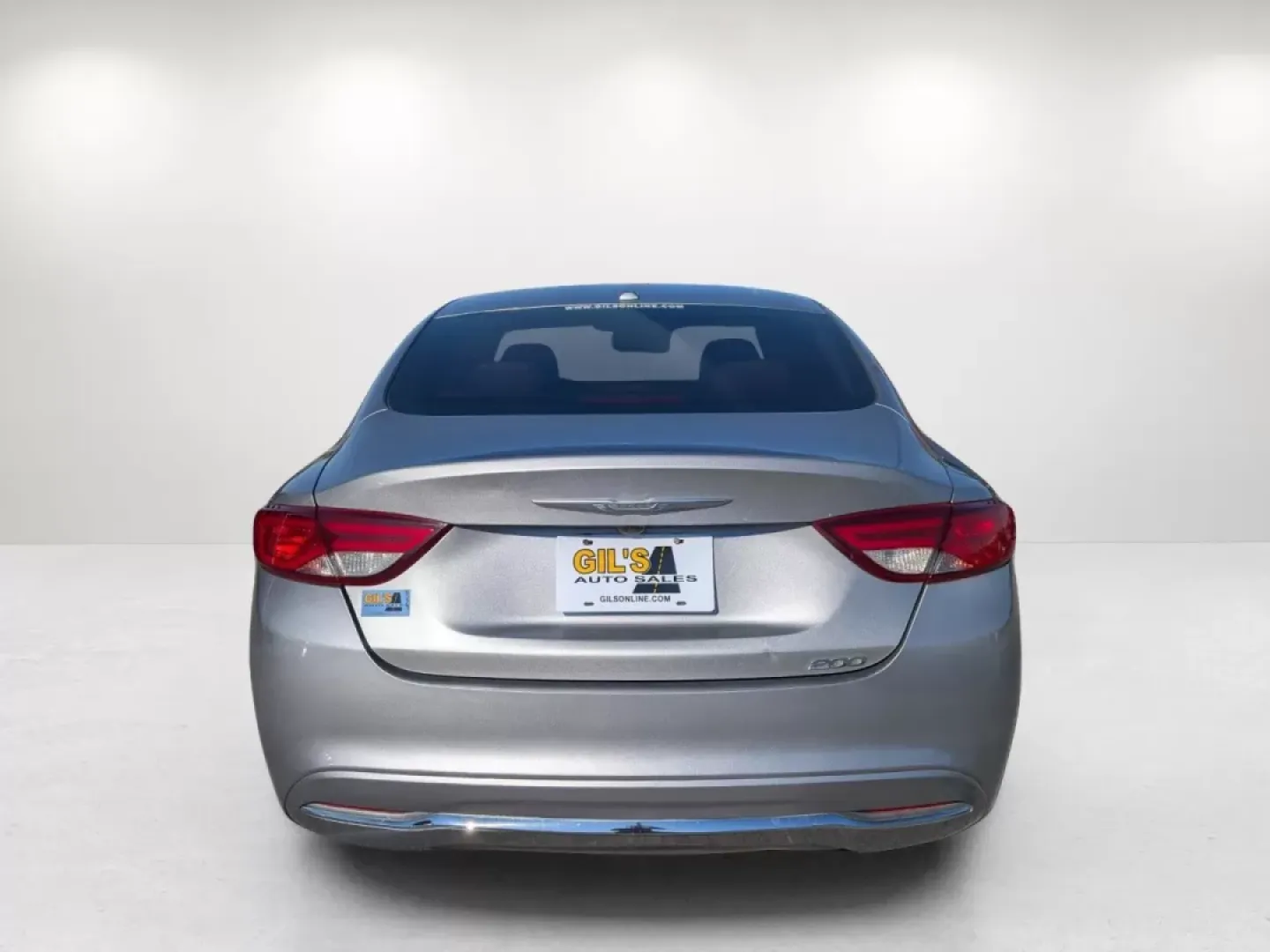 2015 /Black Chrysler 200 Limited (1C3CCCAB3FN) with an Other engine, located at 7000 Northlake Connector, Columbus, GA, 31904, (706) 987-8085, 32.524975, -84.978134 - Are you searching for a reliable, stylish sedan that can effortlessly handle your daily commute or weekend getaways? Look no further than this stunning 2015 Chrysler 200 Limited, available now at Gils Auto - Columbus #2! With its sleek Billet Silver Metallic Clearcoat exterior and comfortable black - Photo#5