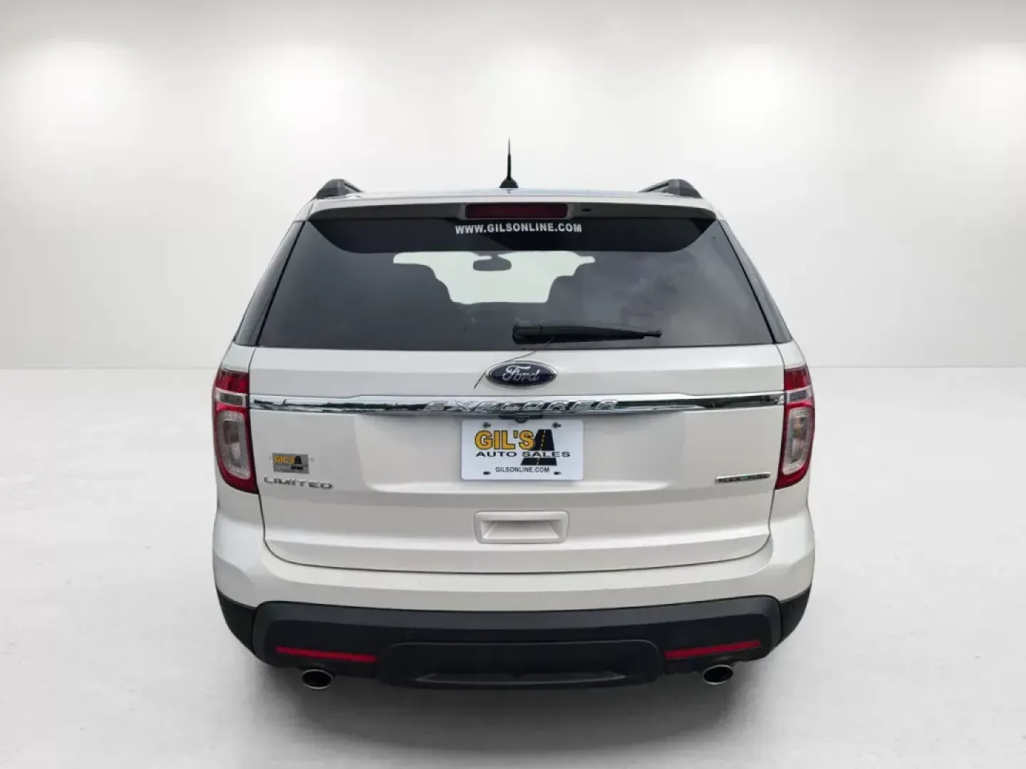 2015 Ford Explorer Limited (1FM5K7F83FG) with an Regular Unleaded V-6 3.5 L/213 engine, 6-Speed Automatic w/OD transmission, located at 7000 Northlake Connector, Columbus, GA, 31904, (706) 987-8085, 32.524975, -84.978134 - **Discover the Perfect Family Adventure Vehicle: 2015 Ford Explorer Limited at Gils Auto - Columbus #2**<br /> <br /> Are you searching for a vehicle that effortlessly blends style, versatility, and comfort? Look no further! The 2015 Ford Explorer Limited is the ultimate SUV that's perfect for growi - Photo#5