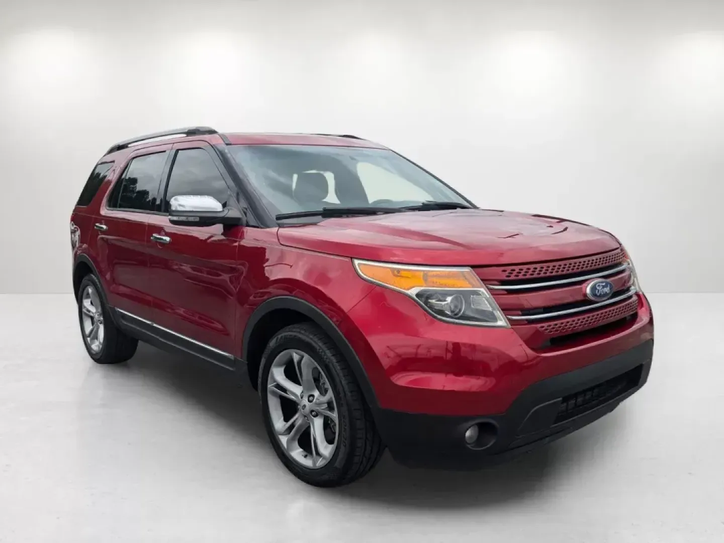 2015 Ford Explorer Limited (1FM5K7F87FG) with an Regular Unleaded V-6 3.5 L/213 engine, 6-Speed Automatic w/OD transmission, located at 5115 14th Ave., Columbus, GA, 31904, (706) 323-0345, 32.511494, -84.971046 - Are you ready to elevate your family's adventures or transform your daily commute into a luxurious experience? Introducing the 2015 Ford Explorer Limited, an SUV that seamlessly blends style, comfort, and performance. Whether you're navigating the bustling streets of Columbus, GA, or embarking on a - Photo#3