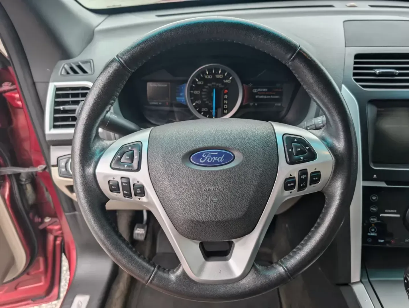 2015 Ford Explorer Limited (1FM5K7F87FG) with an Regular Unleaded V-6 3.5 L/213 engine, 6-Speed Automatic w/OD transmission, located at 5115 14th Ave., Columbus, GA, 31904, (706) 323-0345, 32.511494, -84.971046 - Are you ready to elevate your family's adventures or transform your daily commute into a luxurious experience? Introducing the 2015 Ford Explorer Limited, an SUV that seamlessly blends style, comfort, and performance. Whether you're navigating the bustling streets of Columbus, GA, or embarking on a - Photo#16