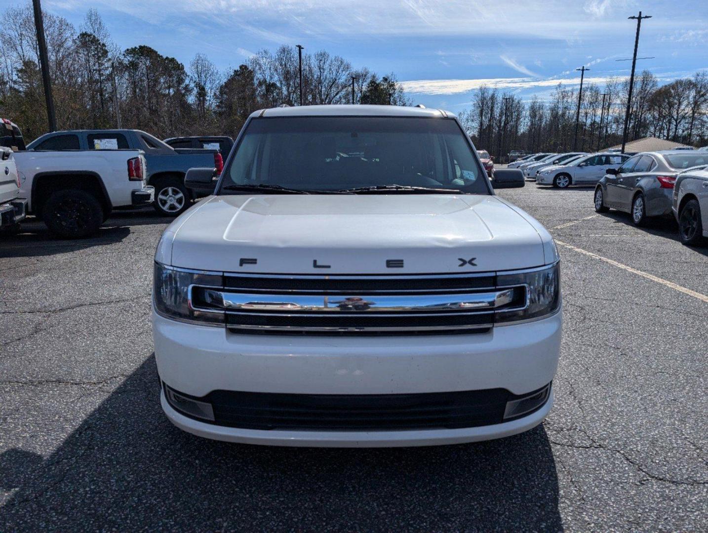 2015 Ford Flex SEL (2FMGK5C81FB) with an Regular Unleaded V-6 3.5 L/213 engine, 6-Speed Automatic w/OD transmission, located at 3959 U.S. 80 W, Phenix City, AL, 36870, (334) 297-4885, 32.469296, -85.135185 - 2015 Ford Flex SEL - Photo#2