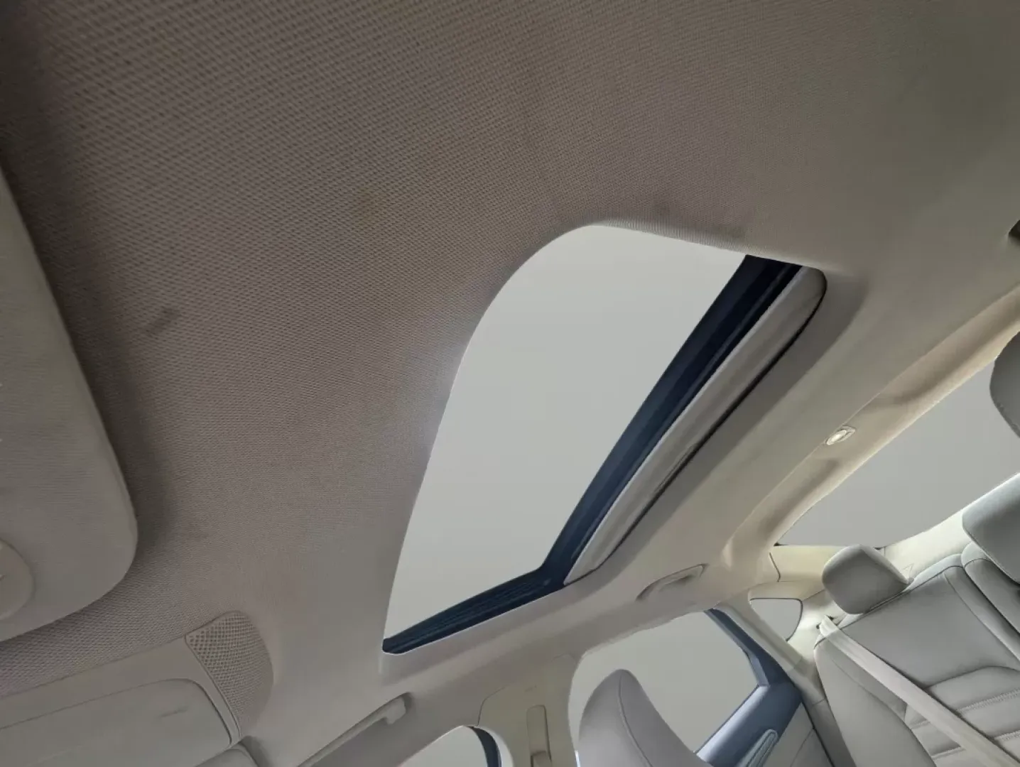 2015 Ford Fusion SE (3FA6P0H76FR) with an Other engine, located at 7000 Northlake Connector, Columbus, GA, 31904, (706) 987-8085, 32.524975, -84.978134 - 2015 Ford Fusion SE - Photo#16