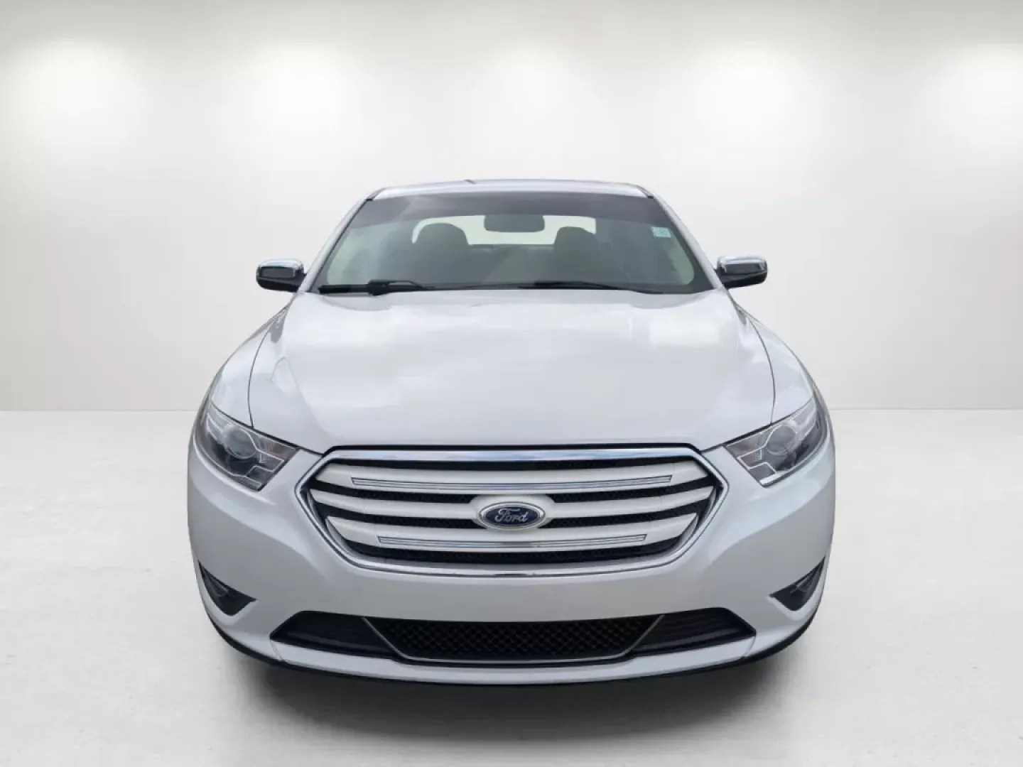 2015 Ford Taurus Limited (1FAHP2F89FG) with an Other engine, located at 5115 14th Ave., Columbus, GA, 31904, (706) 323-0345, 32.511494, -84.971046 - **Experience Comfort and Confidence with the 2015 Ford Taurus Limited at Gils Auto - Phenix City!**<br /> <br /> Are you in search of a versatile vehicle that caters to your lifestyle? Look no further than the 2015 Ford Taurus Limited, available now at Gils Auto, your trusted Buy Here Pay Here deale - Photo#1