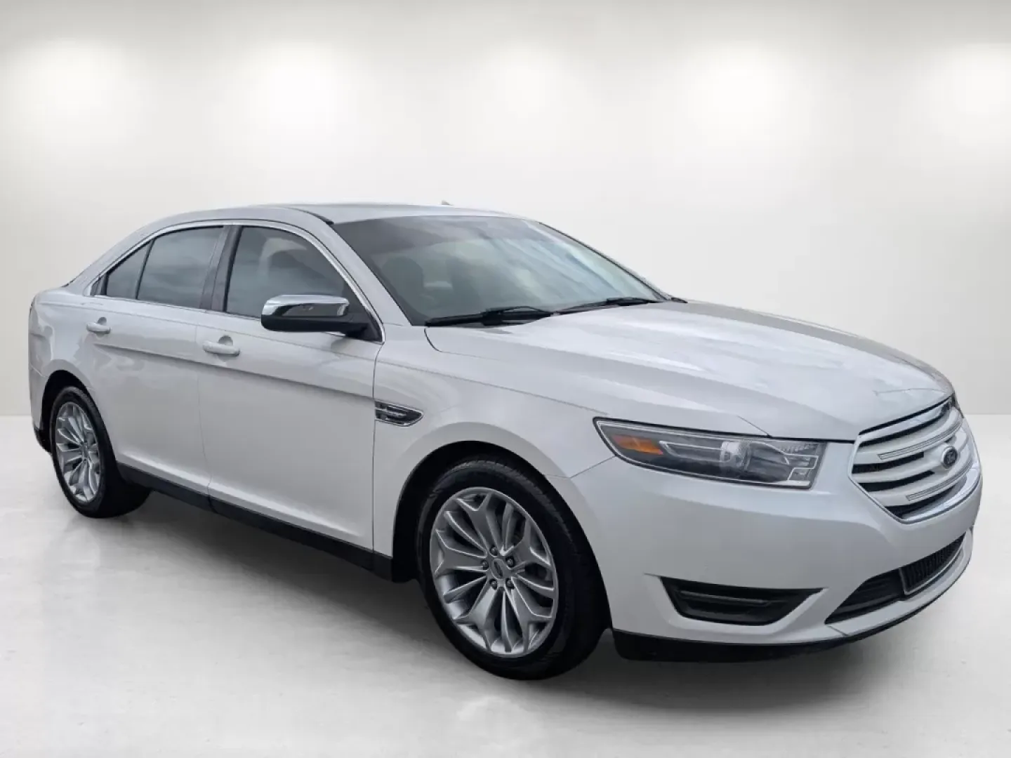 2015 Ford Taurus Limited (1FAHP2F89FG) with an Other engine, located at 5115 14th Ave., Columbus, GA, 31904, (706) 323-0345, 32.511494, -84.971046 - **Experience Comfort and Confidence with the 2015 Ford Taurus Limited at Gils Auto - Phenix City!**<br /> <br /> Are you in search of a versatile vehicle that caters to your lifestyle? Look no further than the 2015 Ford Taurus Limited, available now at Gils Auto, your trusted Buy Here Pay Here deale - Photo#2